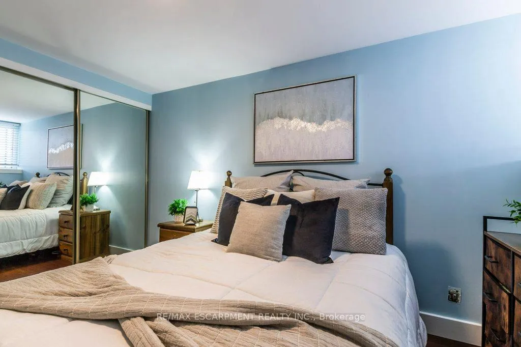 Photo 19 of Unit 405, 50 Main Street, Hamilton, Dundas — HOMEH