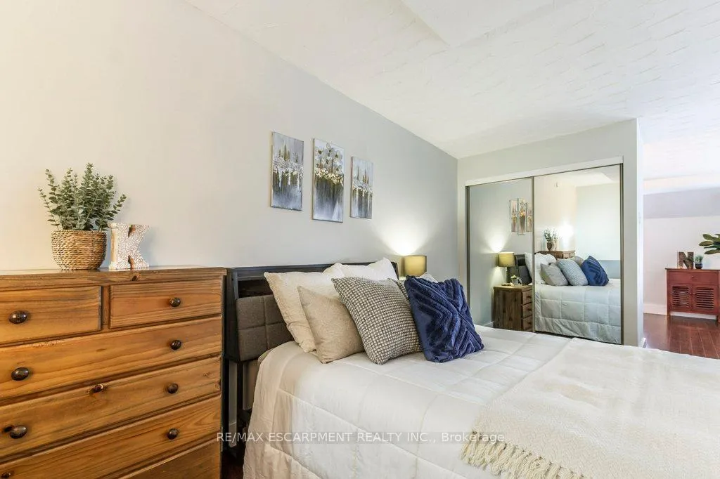 Photo 29 of Unit 405, 50 Main Street, Hamilton, Dundas — HOMEH
