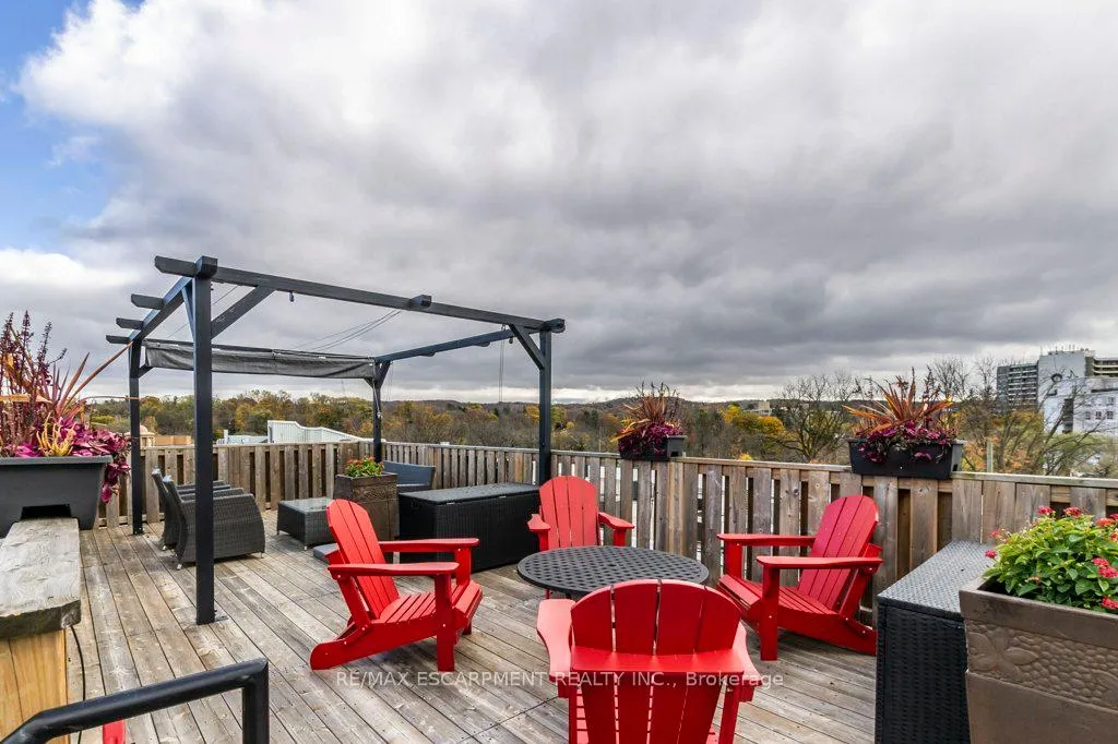 Photo 40 of Unit 405, 50 Main Street, Hamilton, Dundas — HOMEH