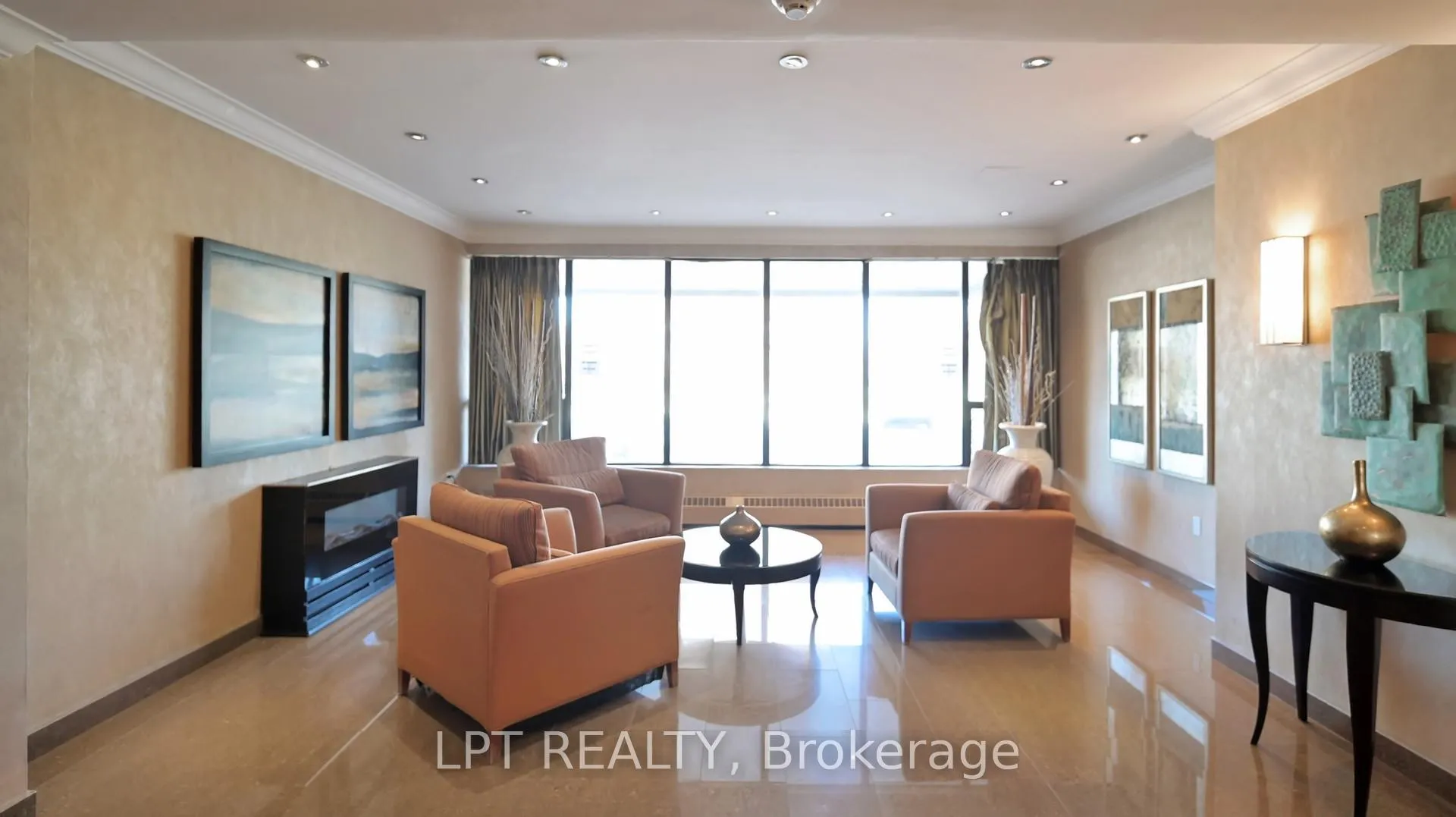 Photo 5 of Unit 1503, 3170 Kirwin Avenue, Mississauga, Cooksville — HOMEH
