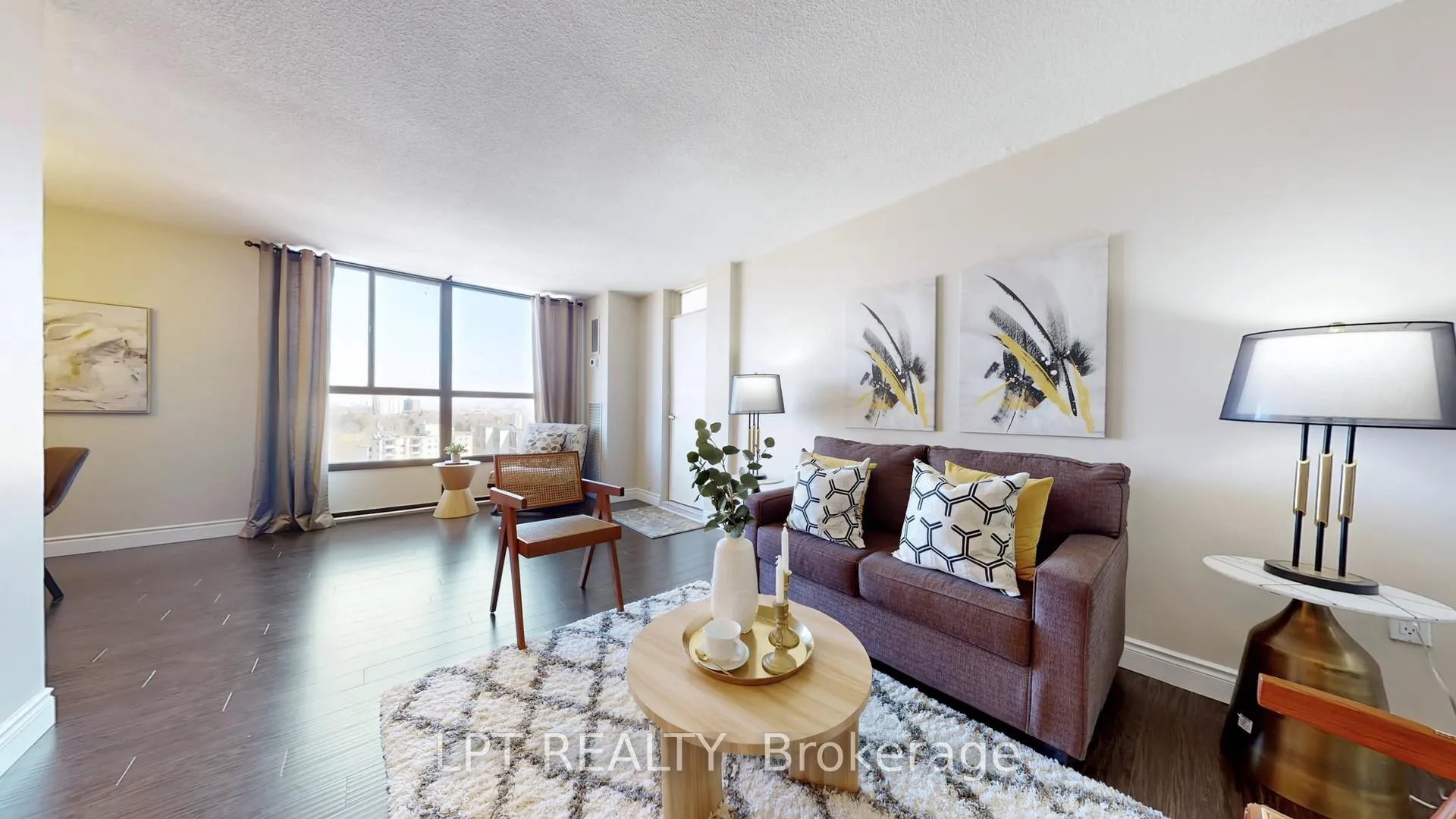Photo 8 of Unit 1503, 3170 Kirwin Avenue, Mississauga, Cooksville — HOMEH