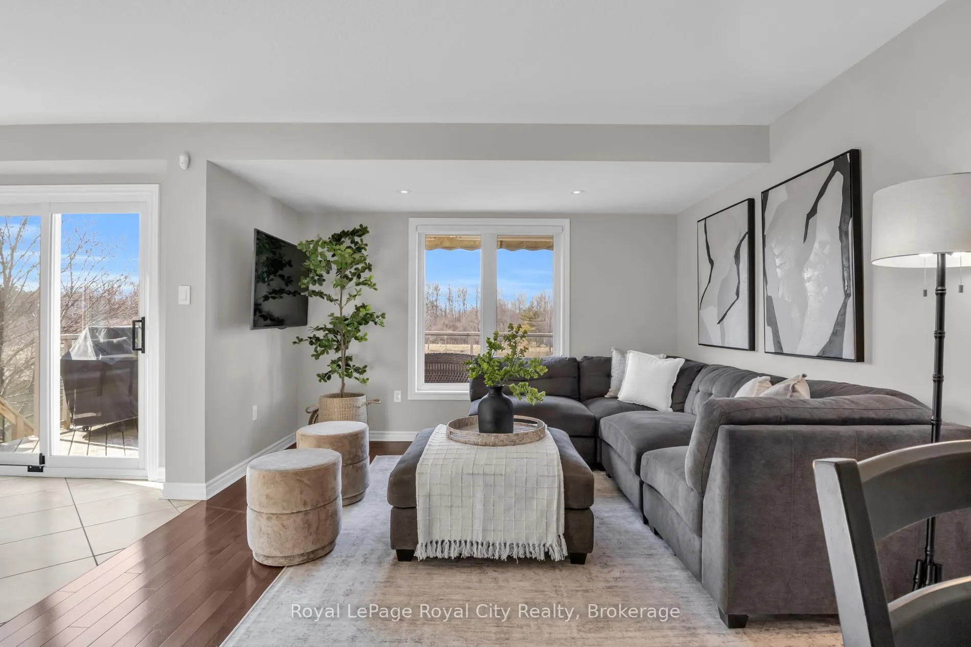 Photo 5 of 71 Vaughan Street, Guelph, Clairfields/Hanlon Business Park — HOMEH