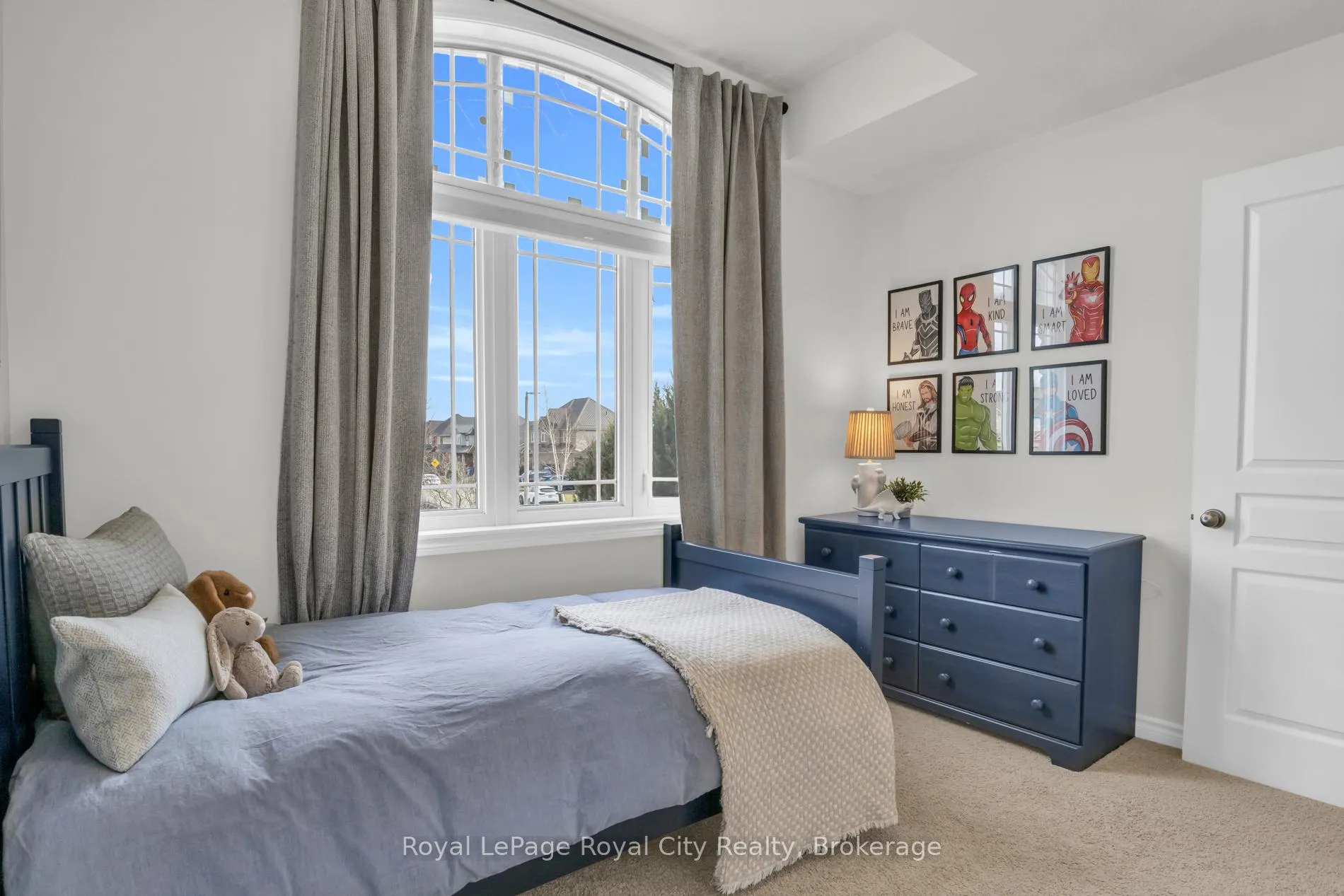 Photo 19 of 71 Vaughan Street, Guelph, Clairfields/Hanlon Business Park — HOMEH