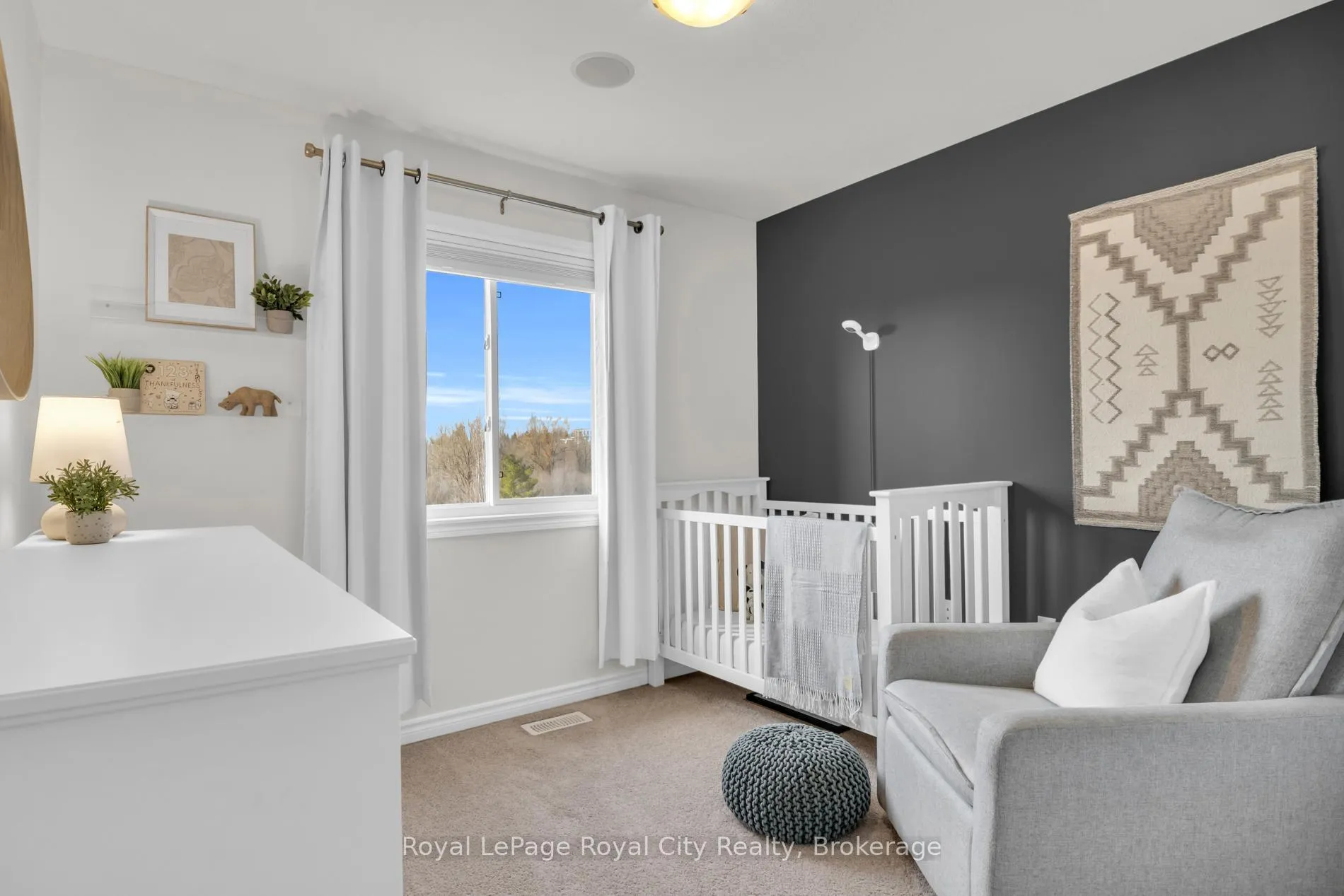 Photo 23 of 71 Vaughan Street, Guelph, Clairfields/Hanlon Business Park — HOMEH