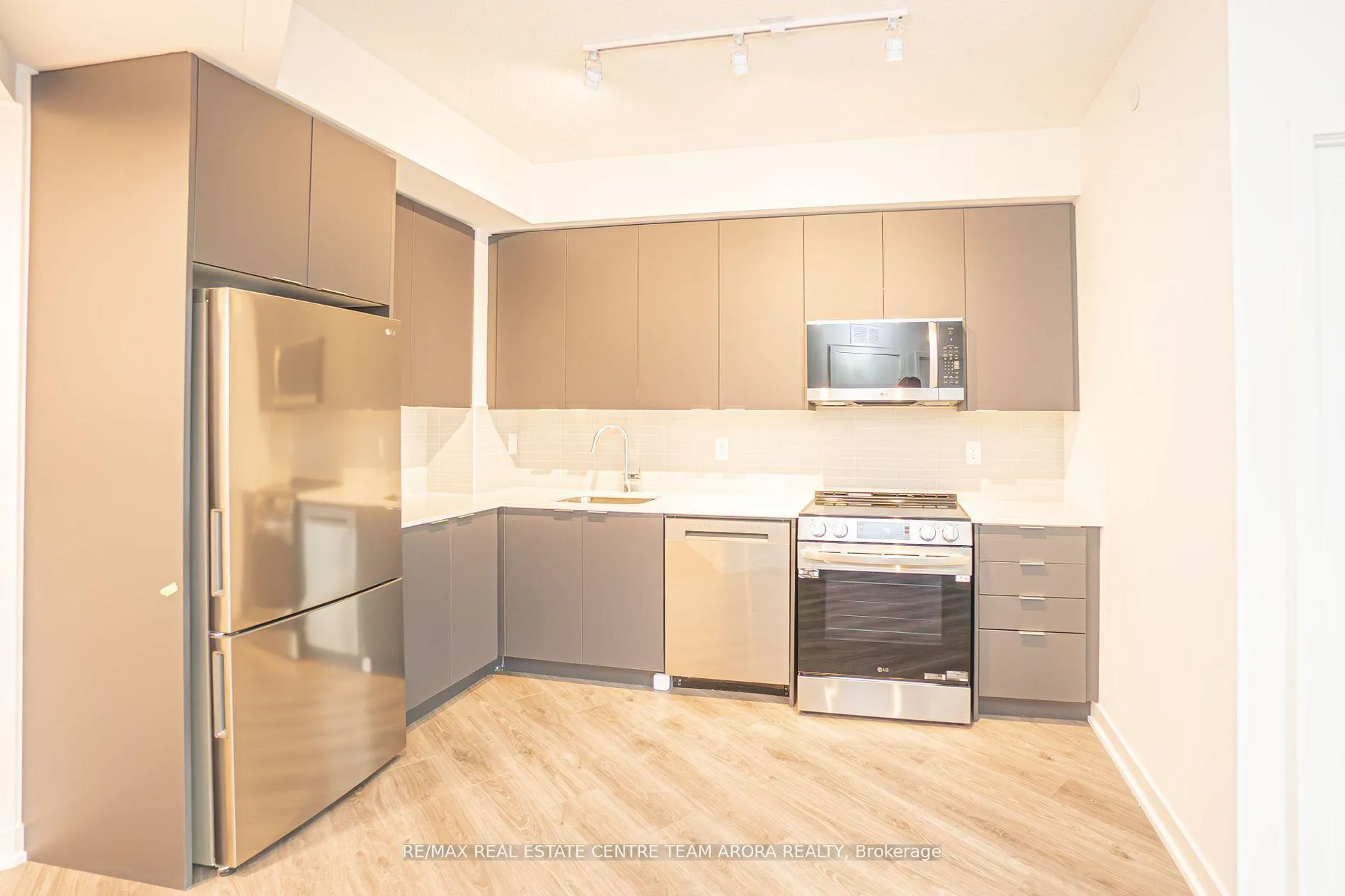 Photo 6 of Unit 614, 225 Malta Avenue, Brampton, Fletcher's Creek South — HOMEH