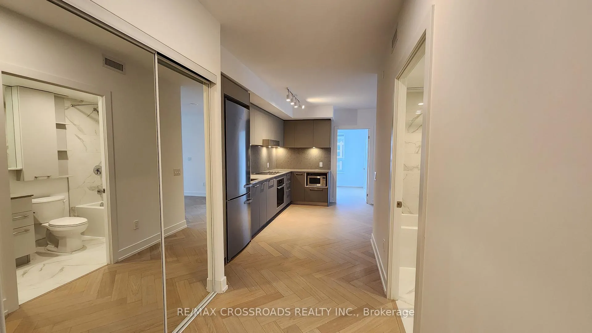 Photo 10 of Unit 909, 9 Clegg Road, Markham, Unionville — HOMEH