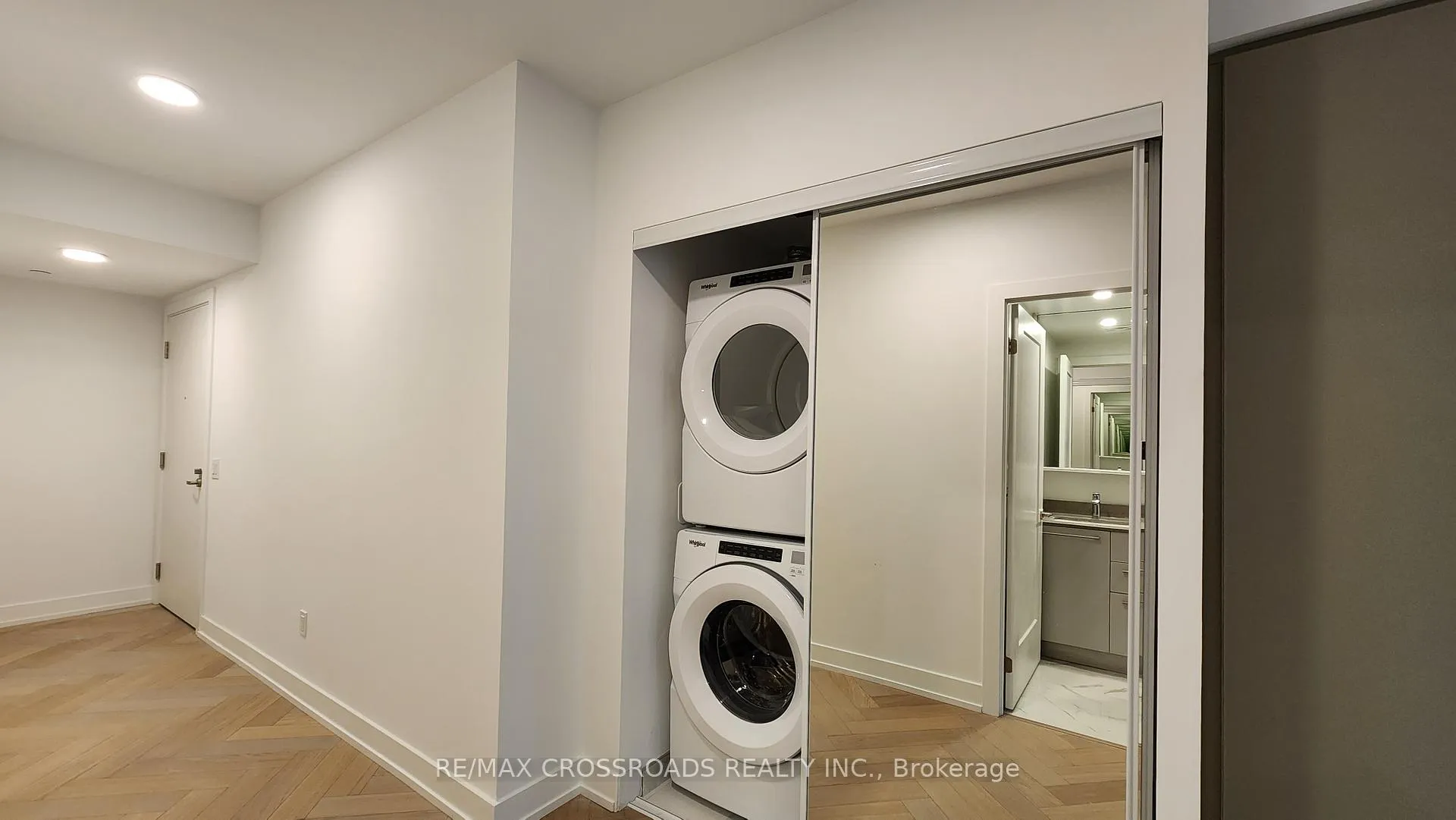 Photo 11 of Unit 909, 9 Clegg Road, Markham, Unionville — HOMEH