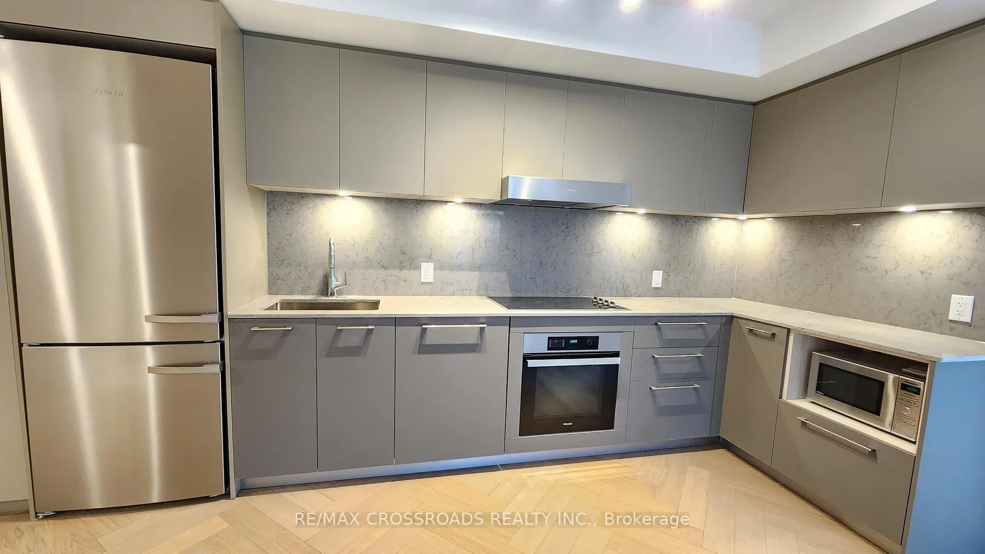 Photo 14 of Unit 909, 9 Clegg Road, Markham, Unionville — HOMEH