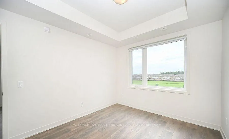 Photo 4 of Unit 305, 58 Sky Harbour Drive, Brampton, Bram West — HOMEH