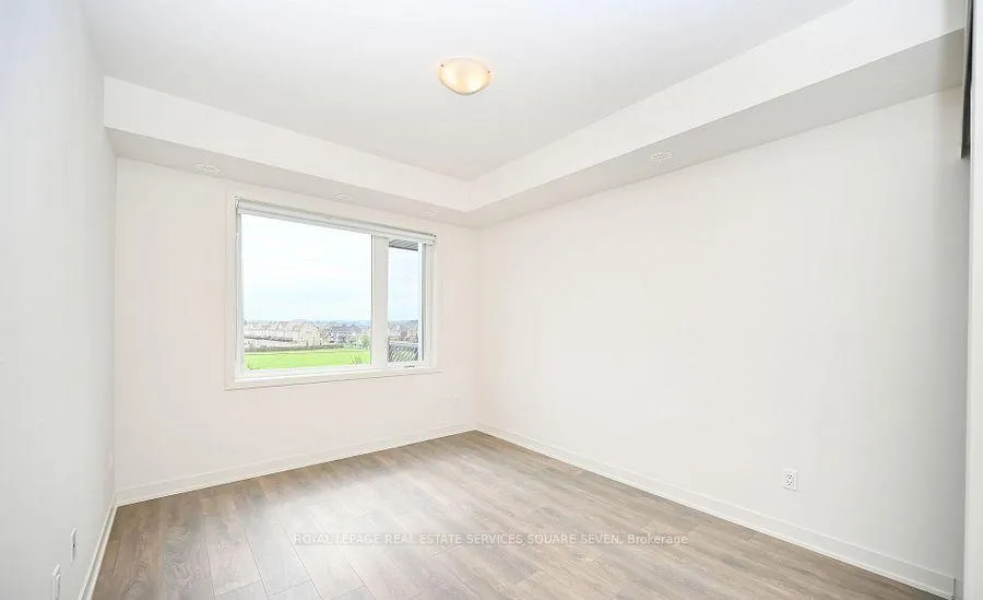 Photo 7 of Unit 305, 58 Sky Harbour Drive, Brampton, Bram West — HOMEH