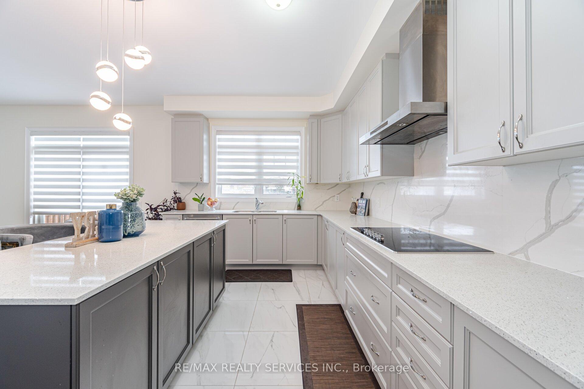 Photo 24 of 40 Portman Street, Caledon, Rural Caledon — HOMEH