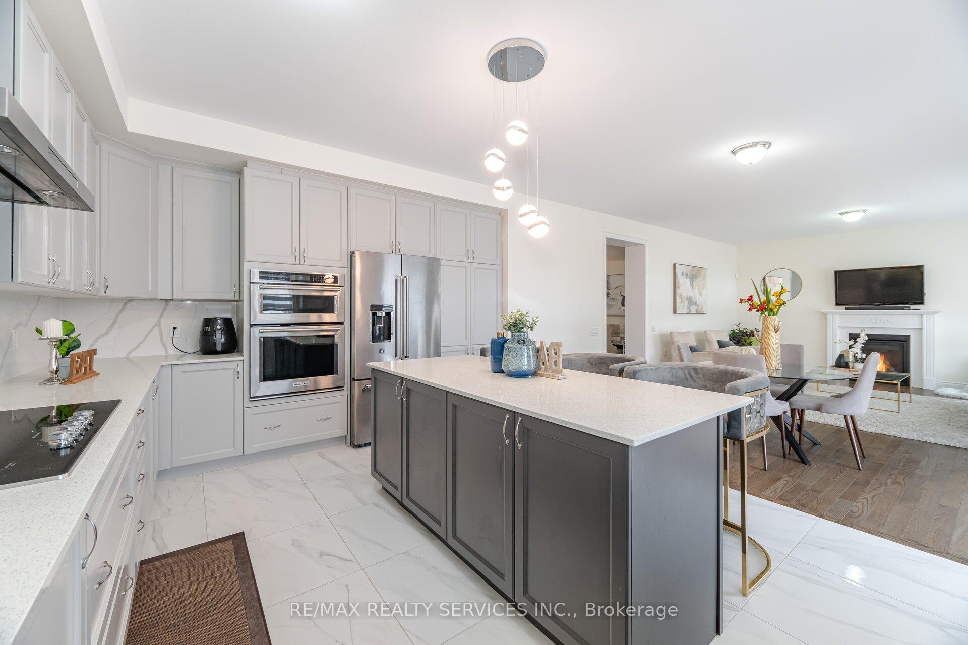 Photo 8 of 40 Portman Street, Caledon, Rural Caledon — HOMEH