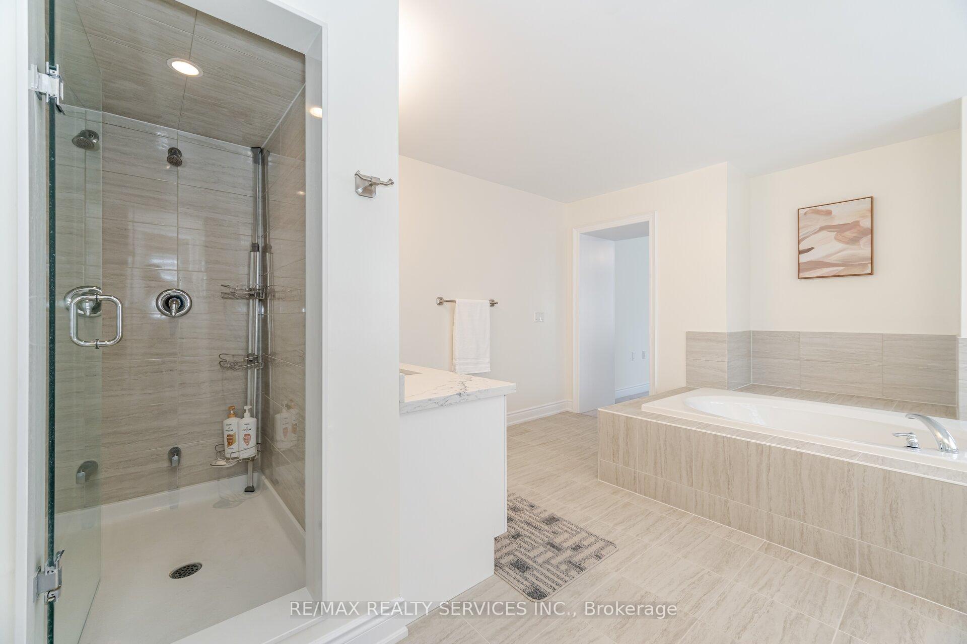Photo 16 of 40 Portman Street, Caledon, Rural Caledon — HOMEH