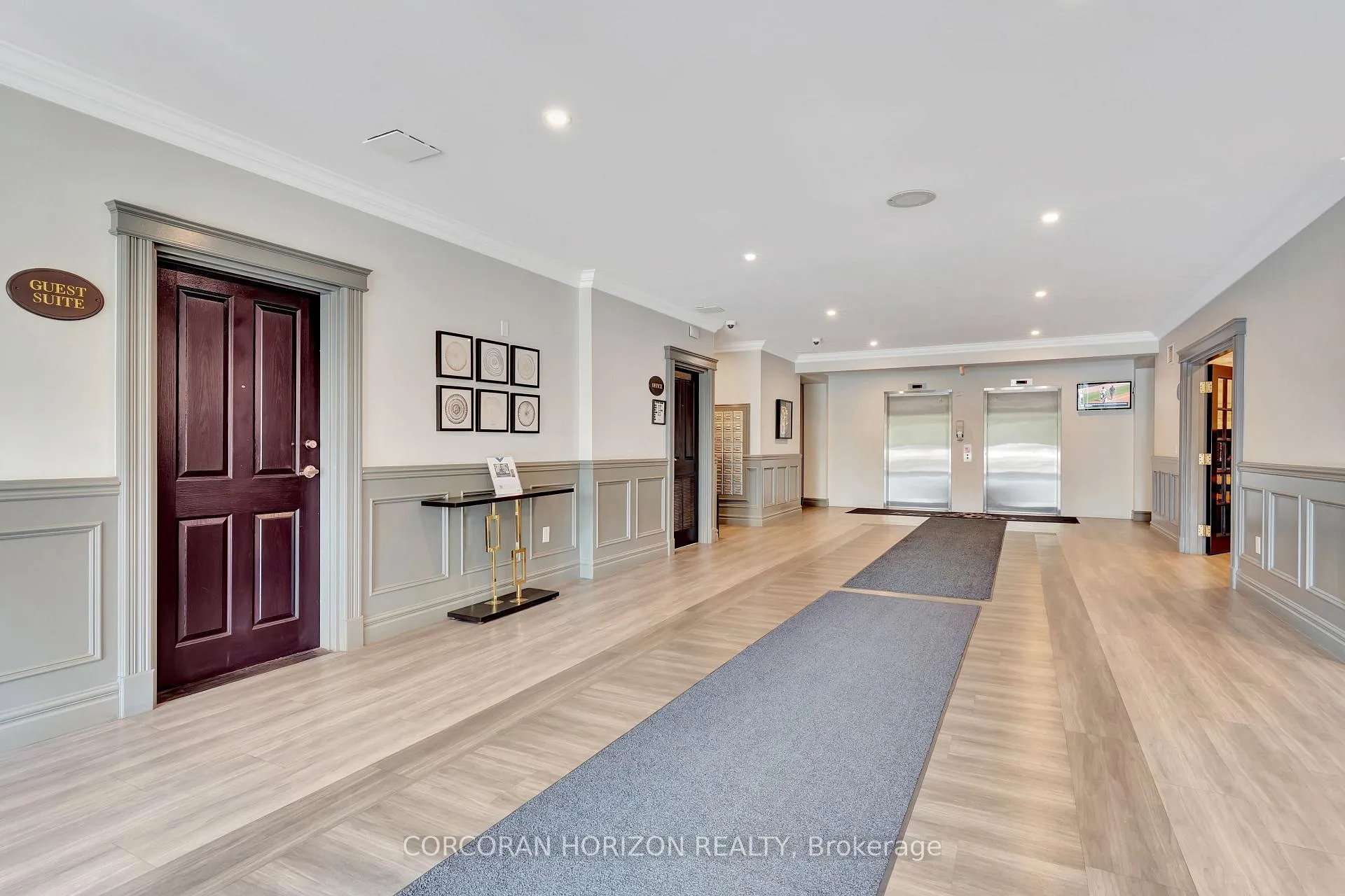 Photo 6 of Unit 1206, 255 Keats Way, Waterloo — HOMEH