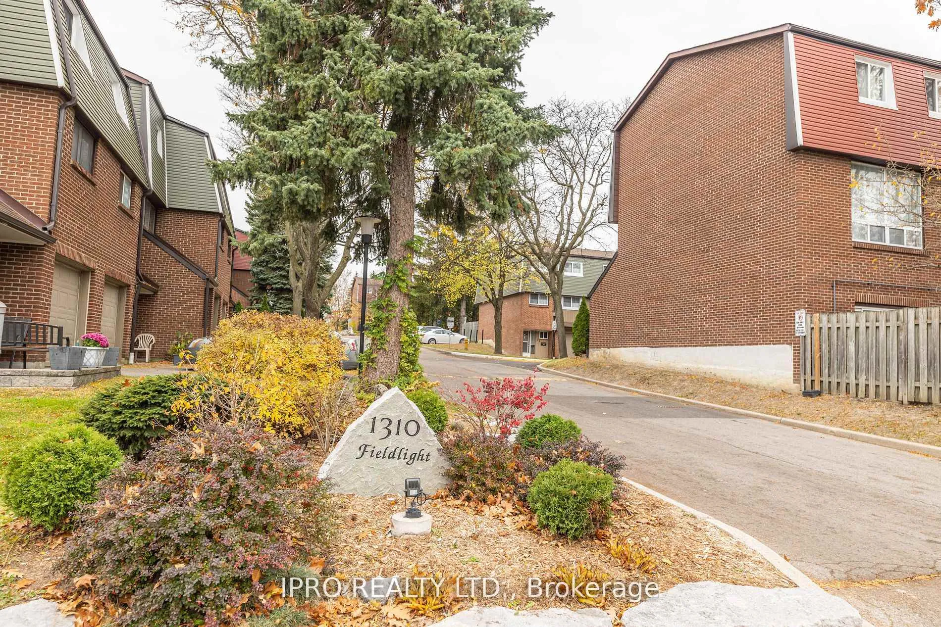Photo 3 of Unit 49, 1310 Fieldlight Boulevard, Pickering, Liverpool — HOMEH