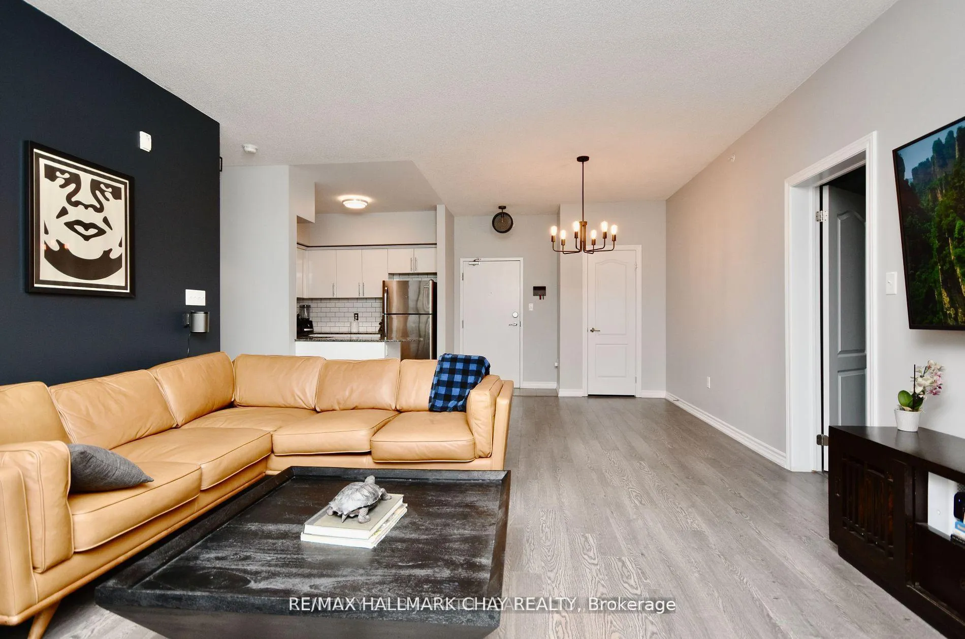 Photo 3 of Unit 405, 44 Ferndale Drive S, Barrie, Ardagh — HOMEH