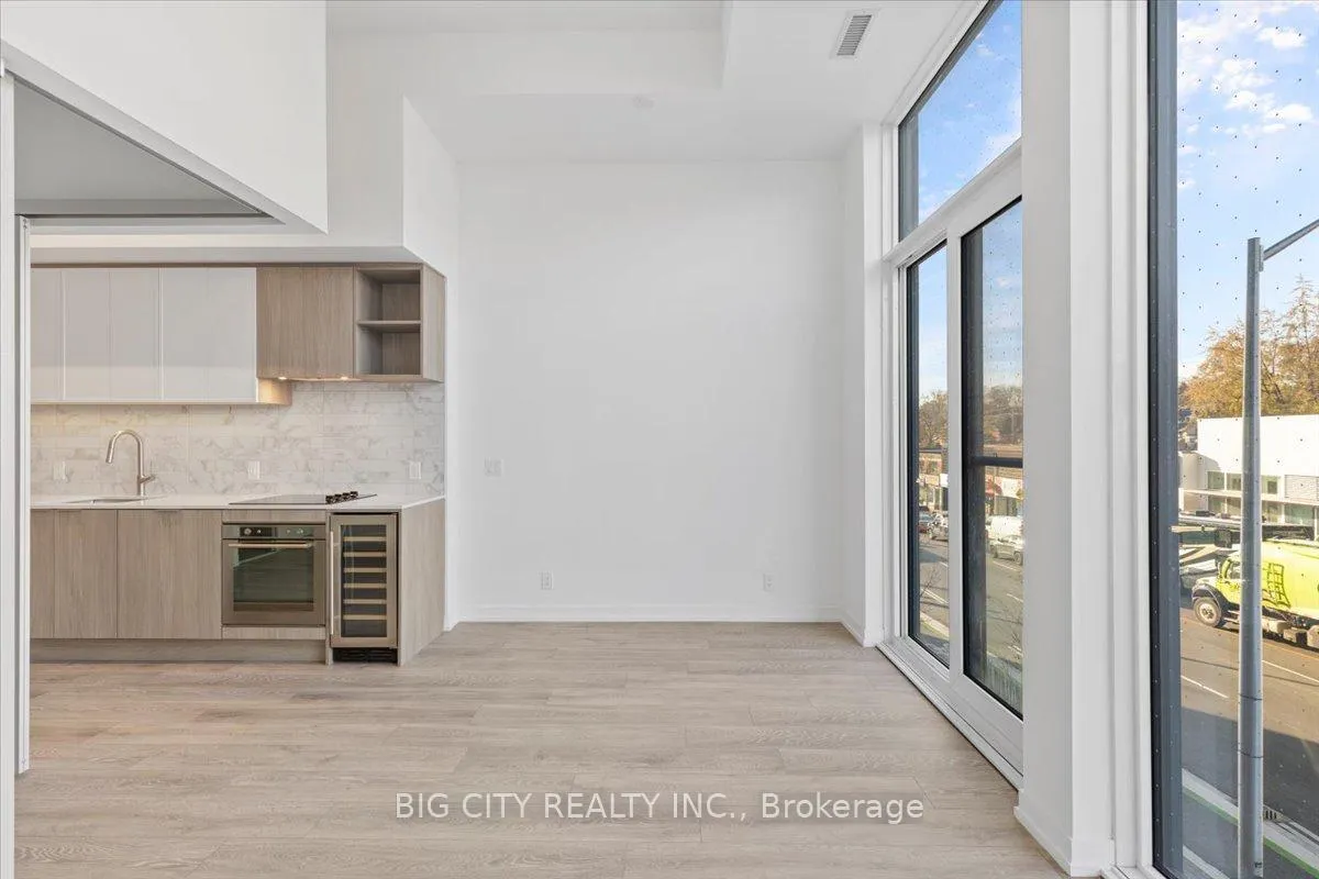 Front of Unit 219, 2020 Bathurst Street