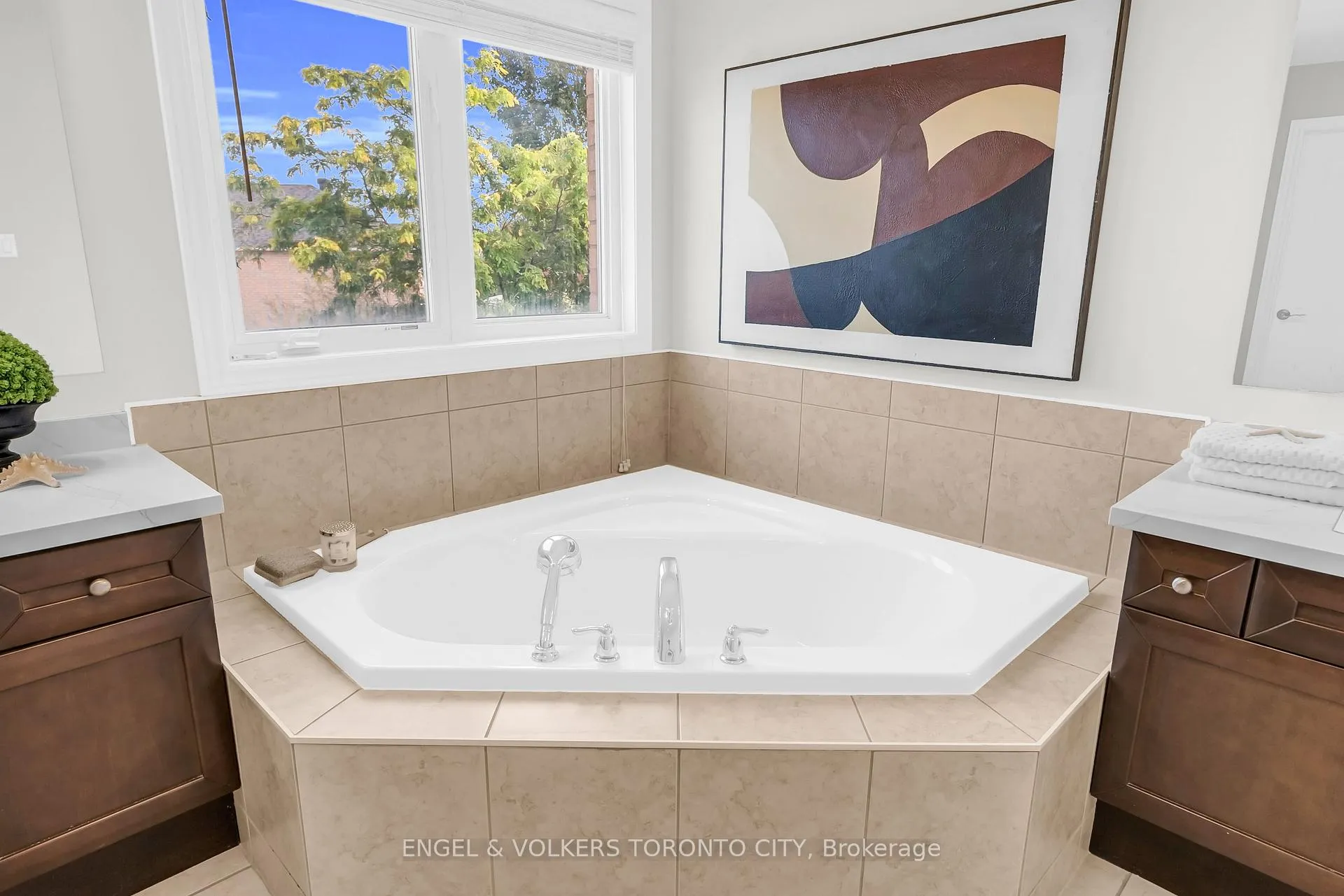 Photo 33 of Unit Main & Upper, 3236 Tacc Drive, Mississauga, Churchill Meadows — HOMEH