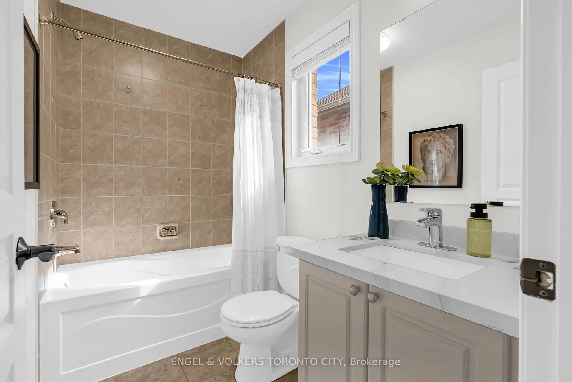 Photo 34 of Unit Main & Upper, 3236 Tacc Drive, Mississauga, Churchill Meadows — HOMEH
