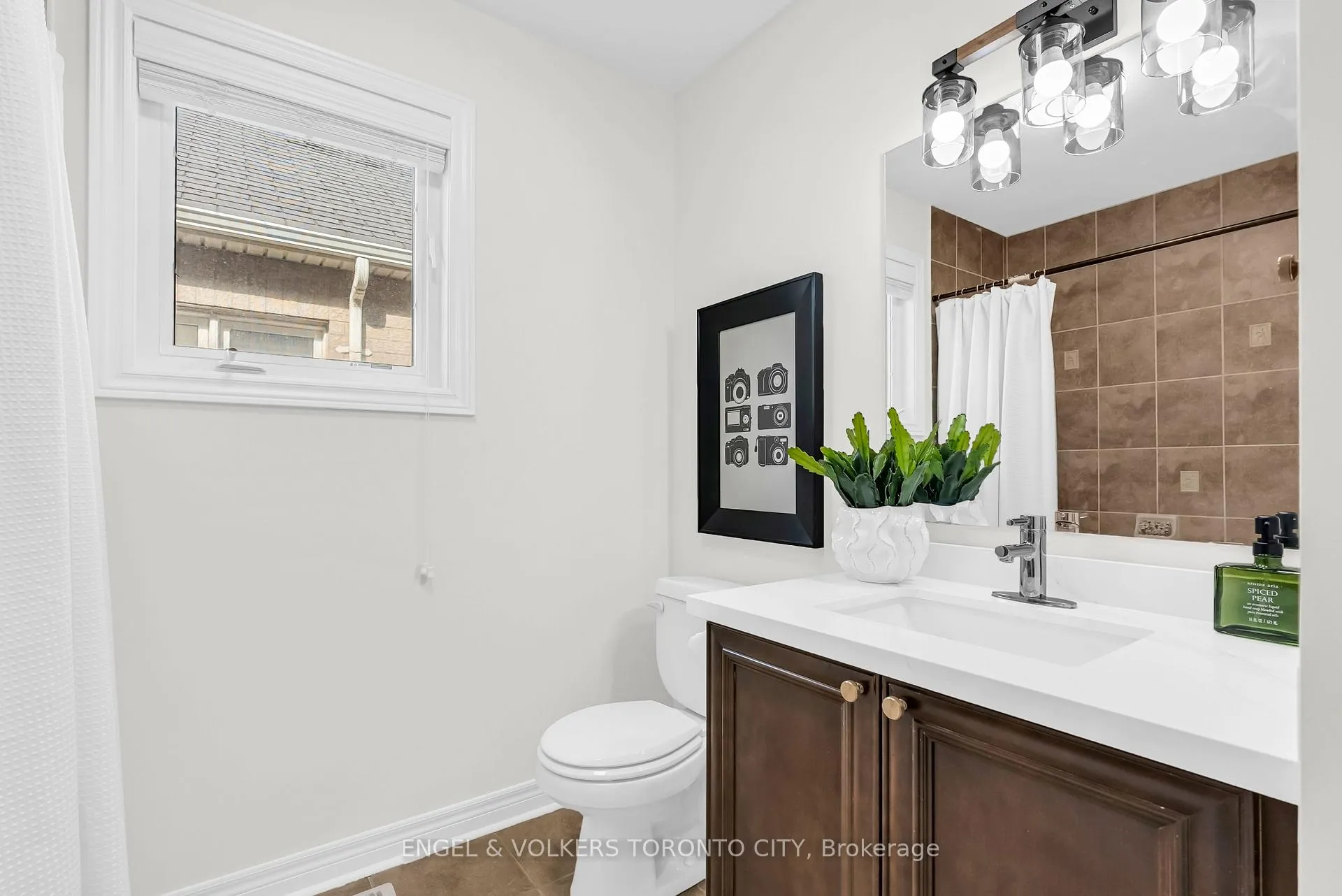 Photo 37 of Unit Main & Upper, 3236 Tacc Drive, Mississauga, Churchill Meadows — HOMEH