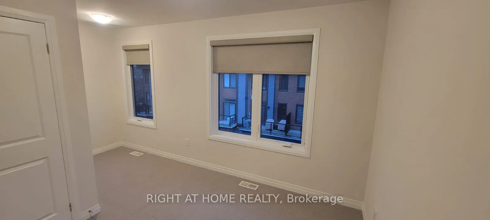 Photo 9 of Unit 39, 2 Willow Street, Brant, Paris — HOMEH