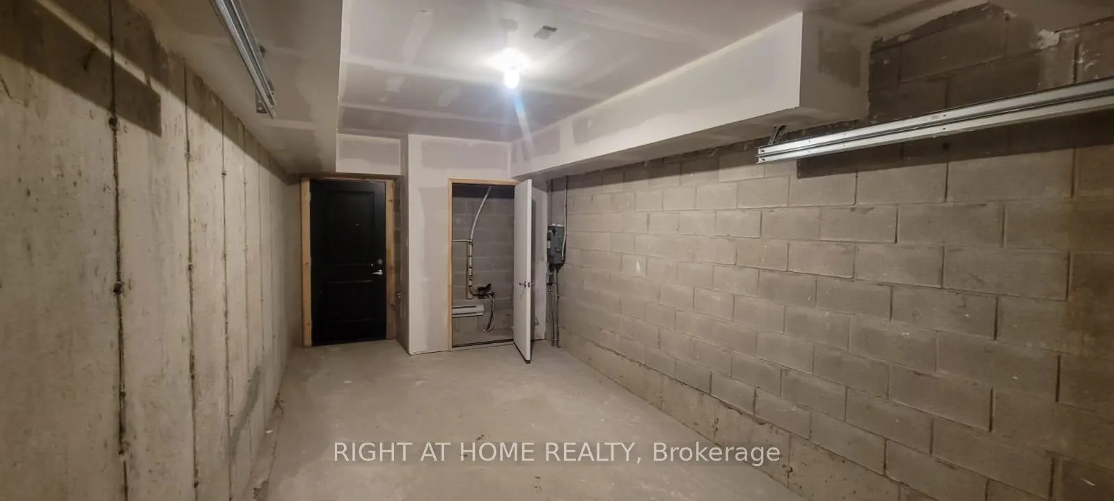 Photo 20 of Unit 39, 2 Willow Street, Brant, Paris — HOMEH