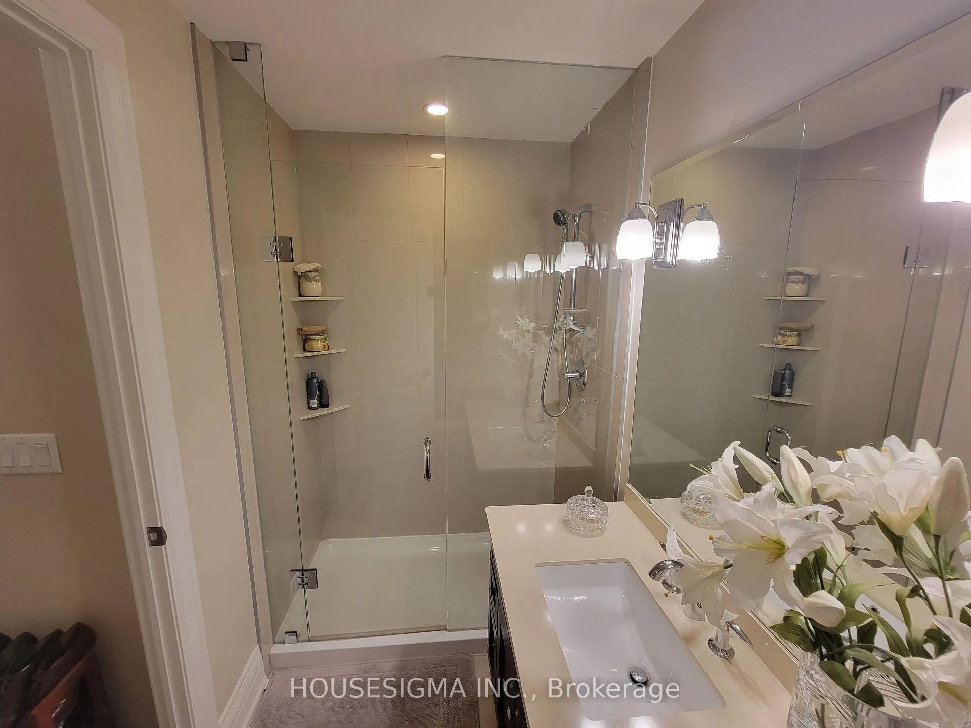 Photo 10 of Unit 235, 80 Burns Boulevard, King, King City — HOMEH