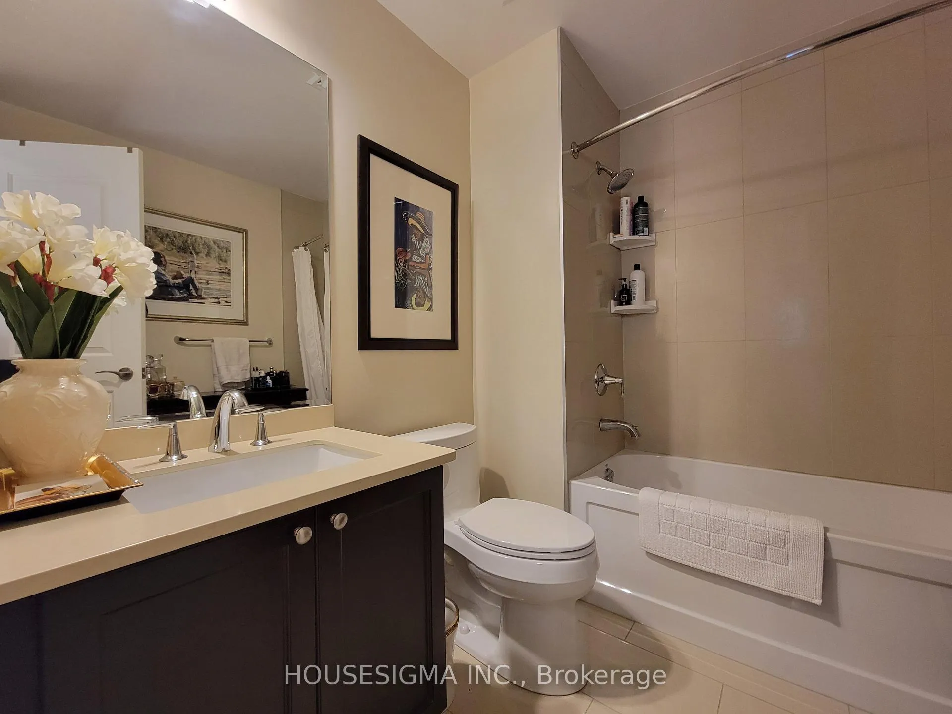 Photo 11 of Unit 235, 80 Burns Boulevard, King, King City — HOMEH