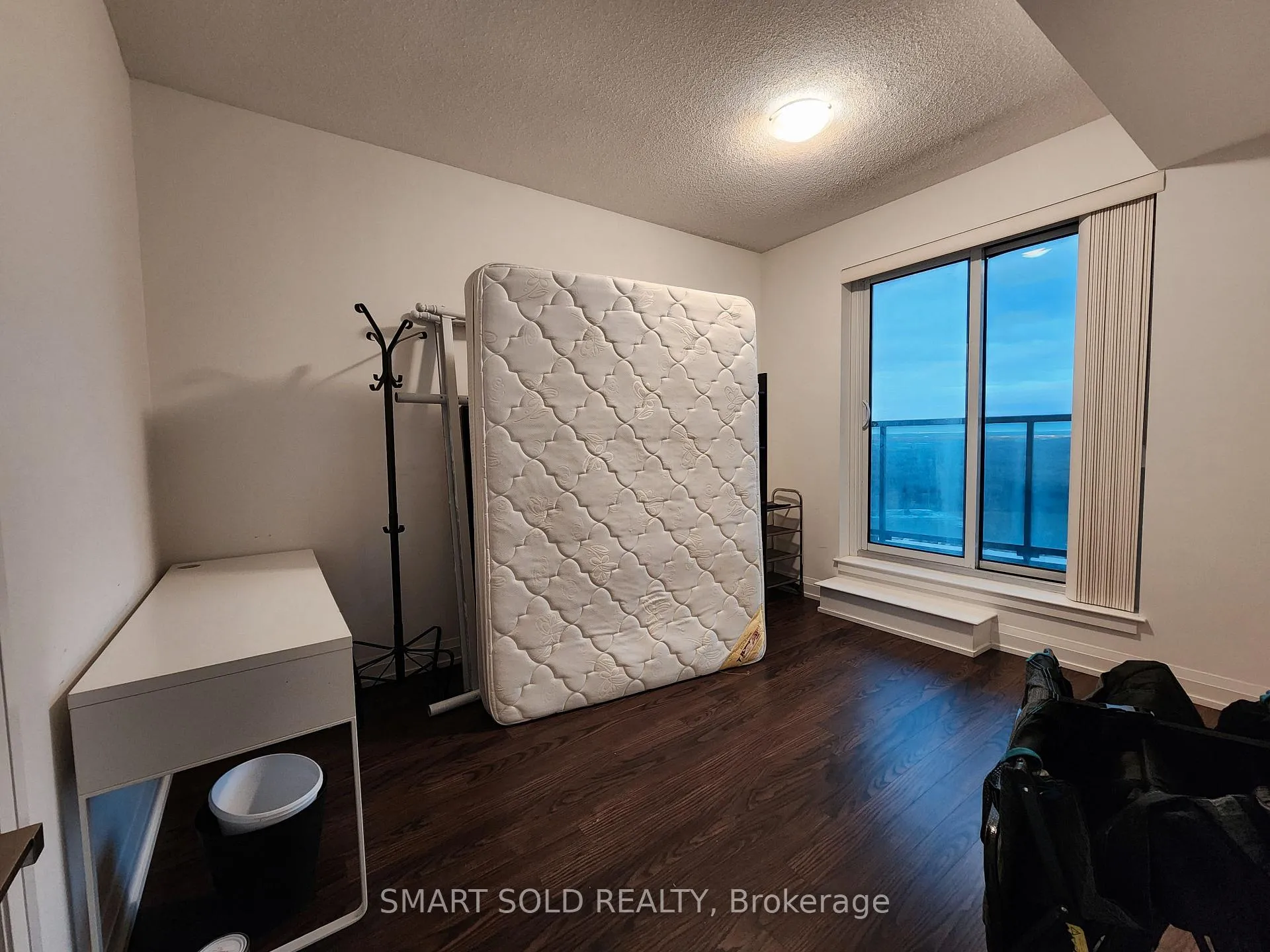 Photo 5 of Unit PH202, 7171 Yonge Street, Markham, Thornhill — HOMEH