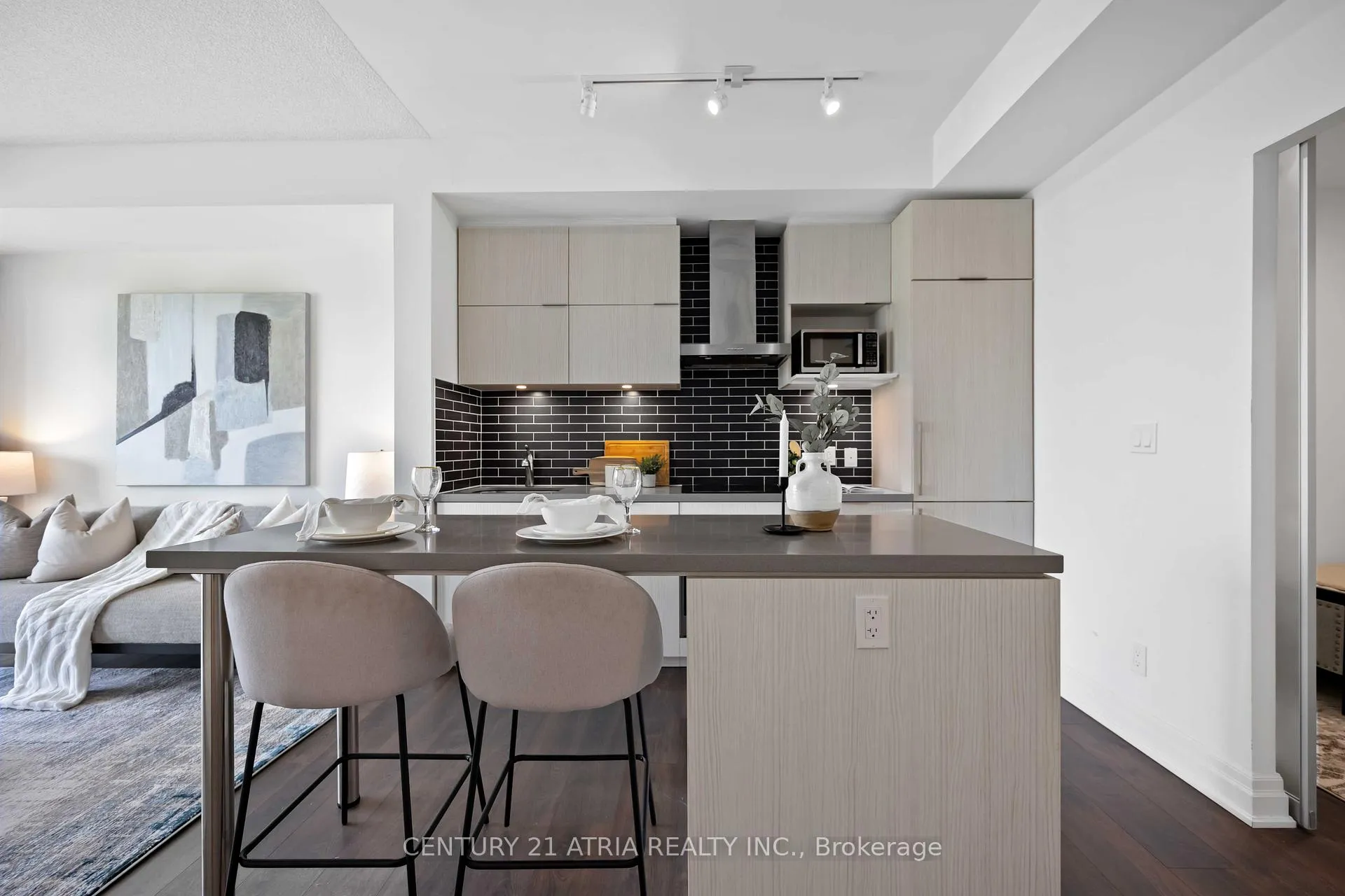 Photo 8 of Unit 524, 10 Rouge Valley Drive, Markham, Unionville — HOMEH