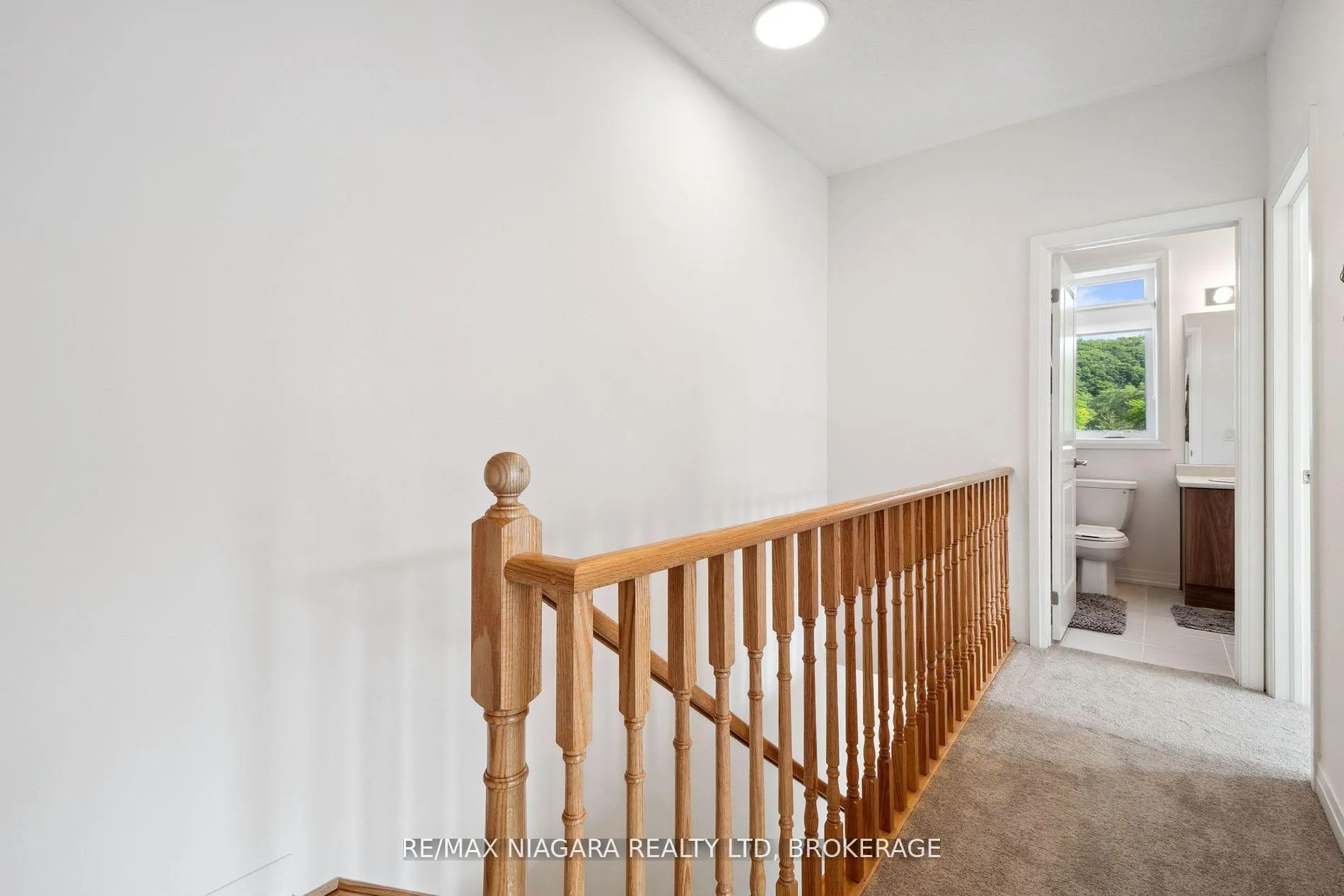 Photo 12 of 2 Sidney Rose Common N, St. Catharines, Glendale/Glenridge — HOMEH