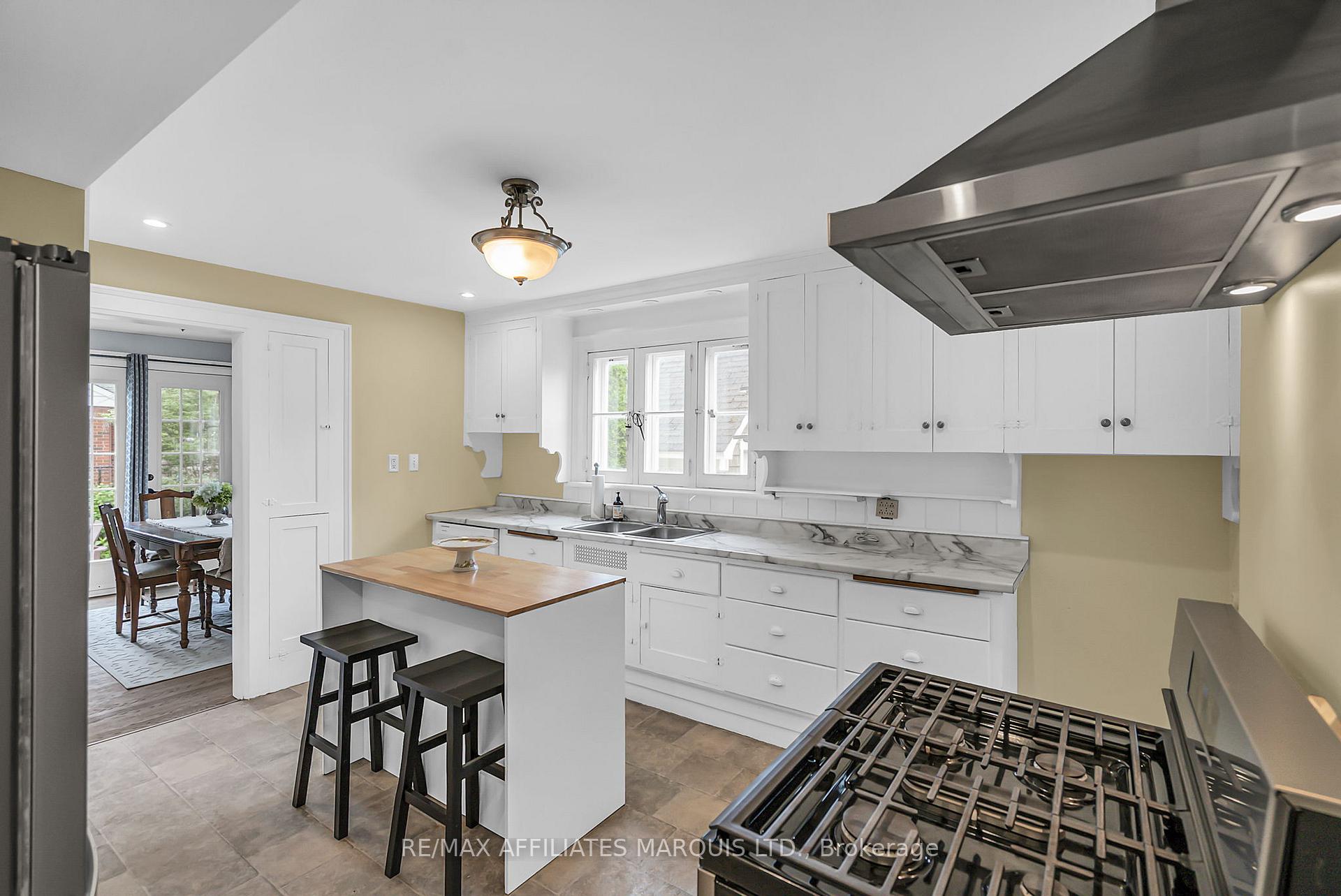 Photo 6 of 701 Second Street E, Cornwall — HOMEH