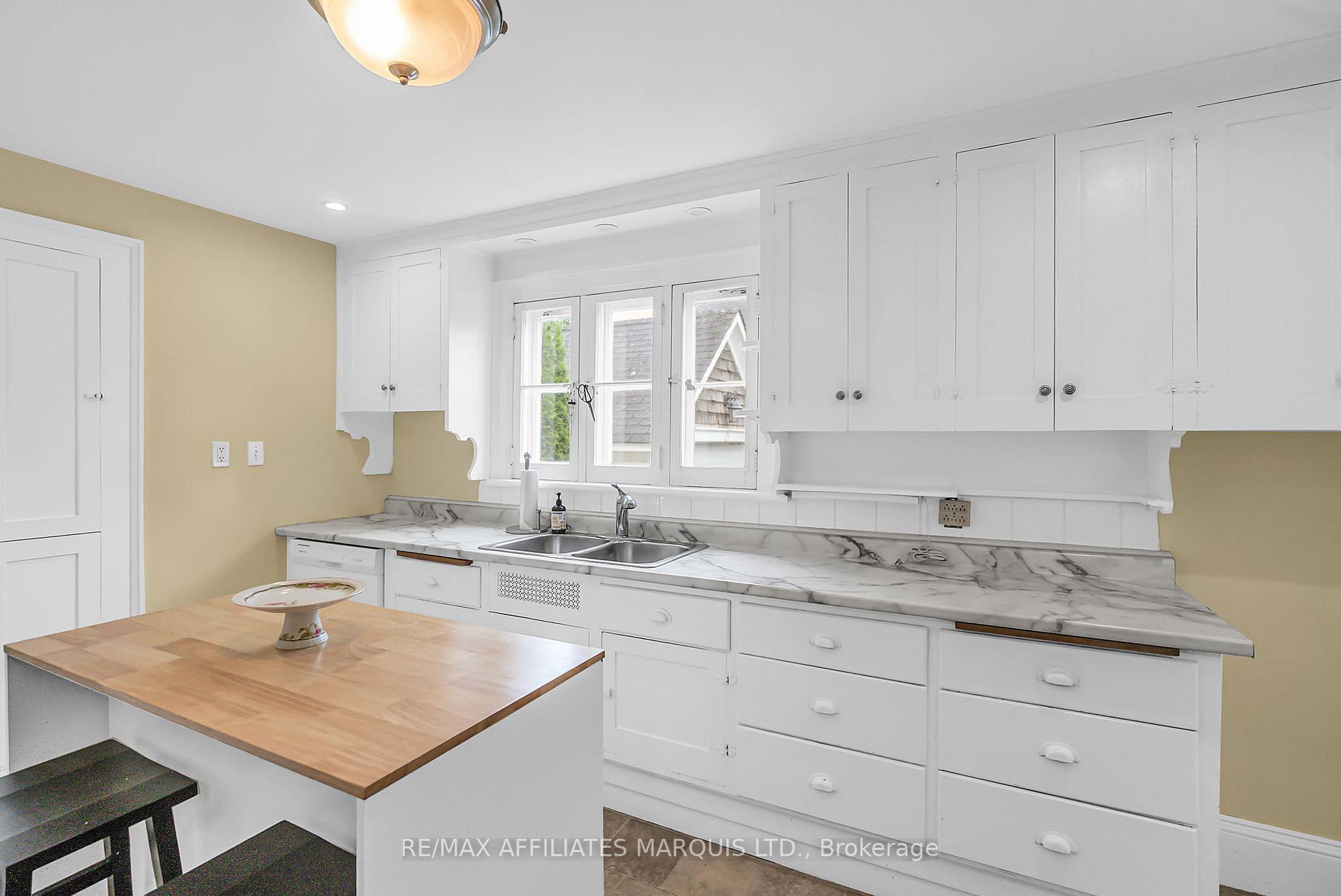 Photo 7 of 701 Second Street E, Cornwall — HOMEH