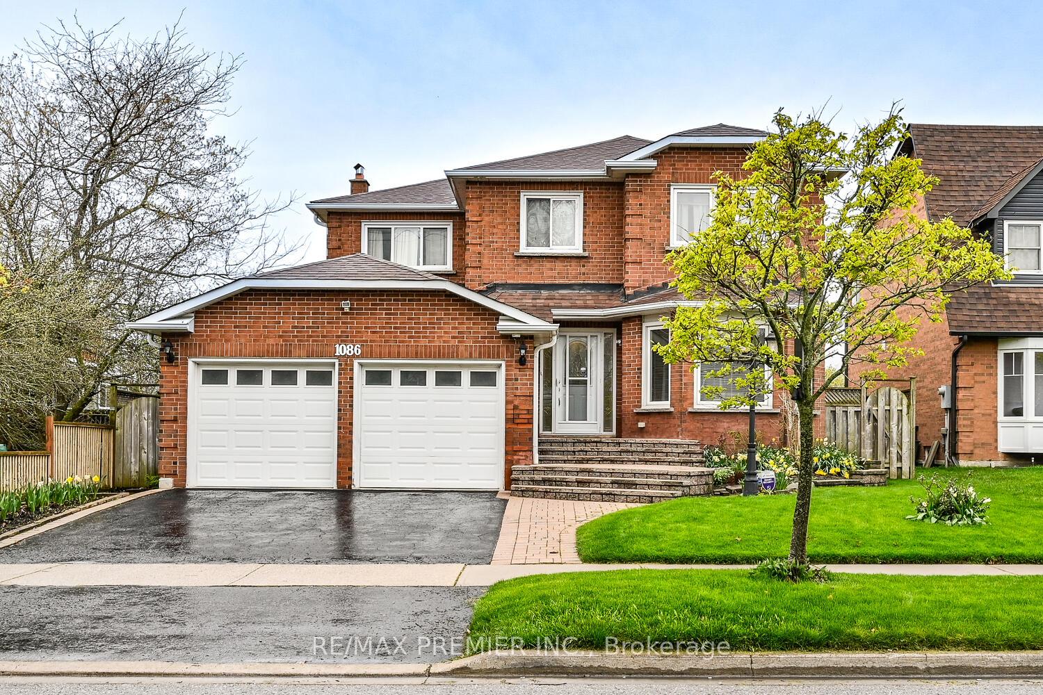 Photo 3 of 1086 Shoal Point Road S, Ajax, South East — HOMEH