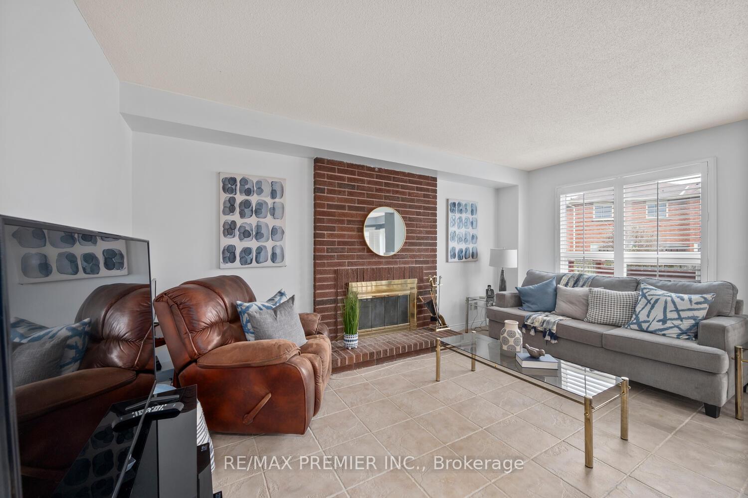 Photo 18 of 1086 Shoal Point Road S, Ajax, South East — HOMEH