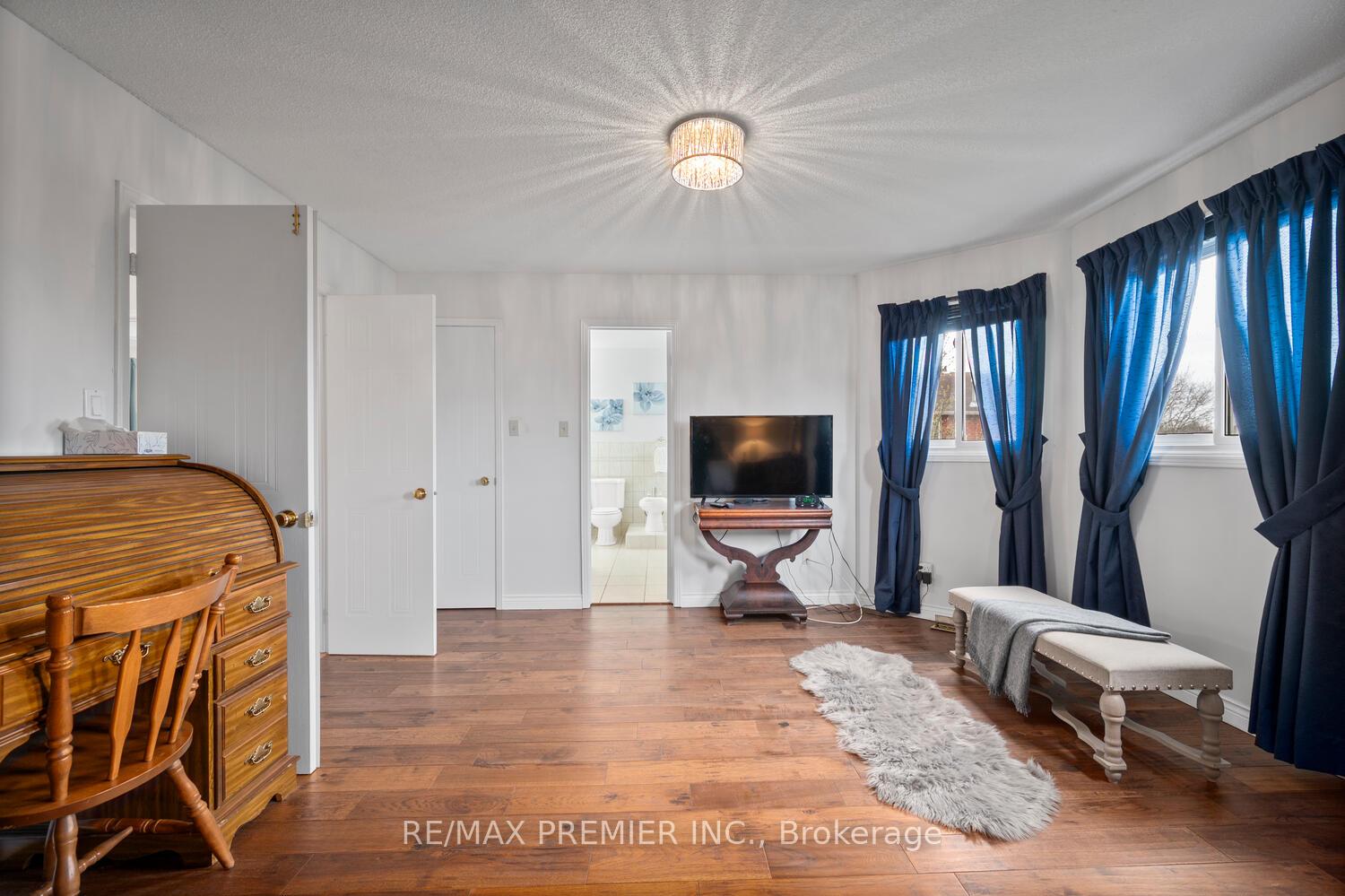 Photo 24 of 1086 Shoal Point Road S, Ajax, South East — HOMEH