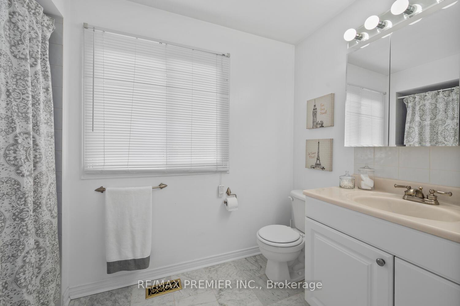 Photo 30 of 1086 Shoal Point Road S, Ajax, South East — HOMEH