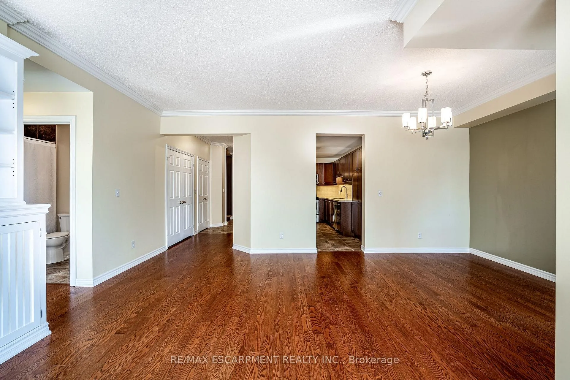 Photo 15 of Unit 801, 3000 Creekside Drive, Hamilton, Dundas — HOMEH