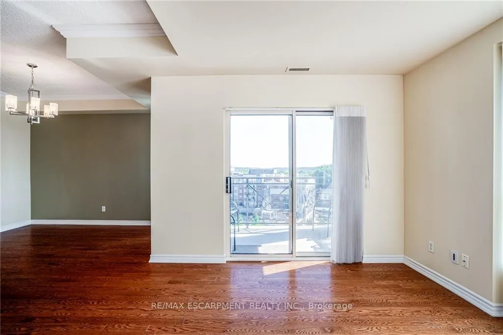 Photo 21 of Unit 801, 3000 Creekside Drive, Hamilton, Dundas — HOMEH