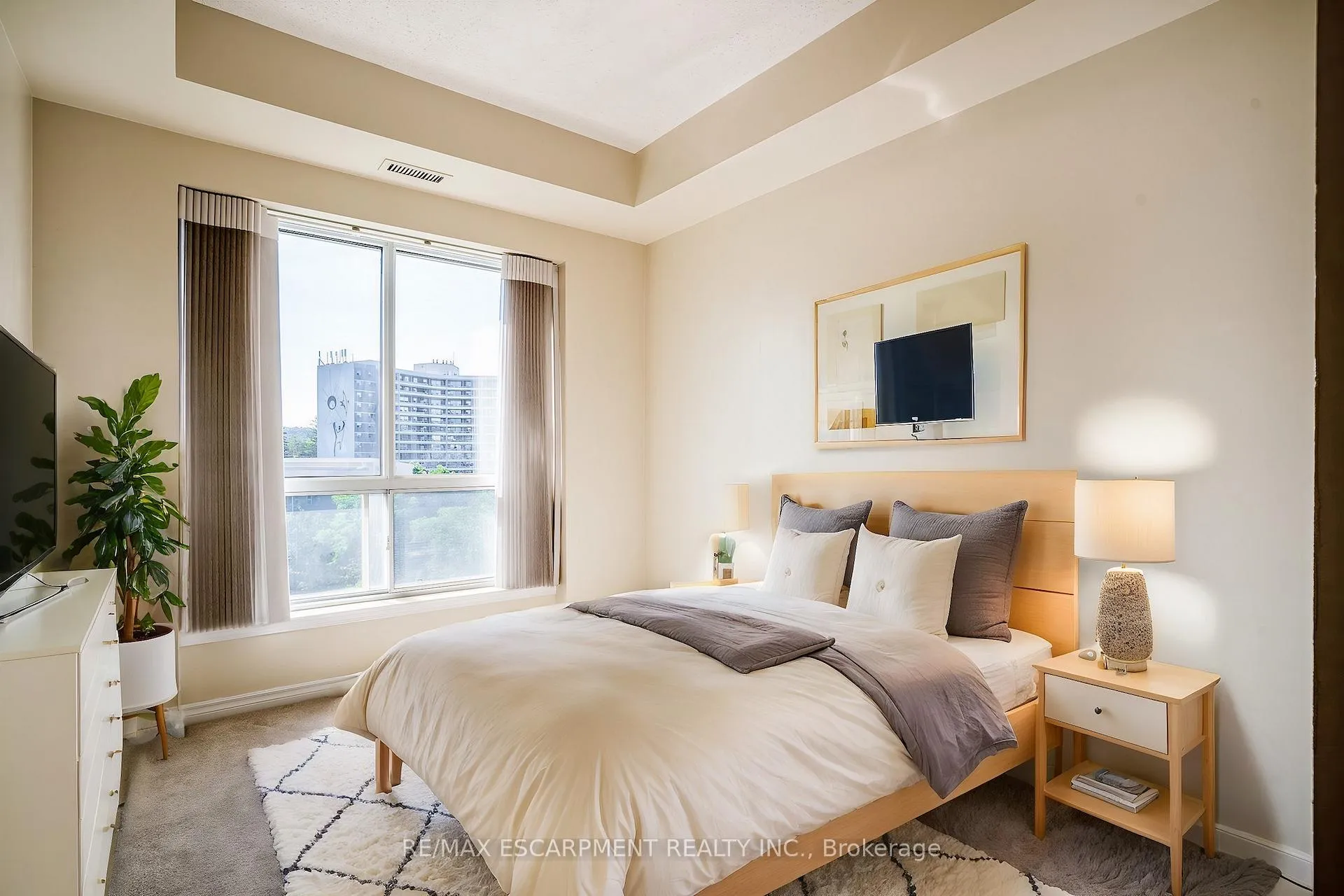 Photo 30 of Unit 801, 3000 Creekside Drive, Hamilton, Dundas — HOMEH