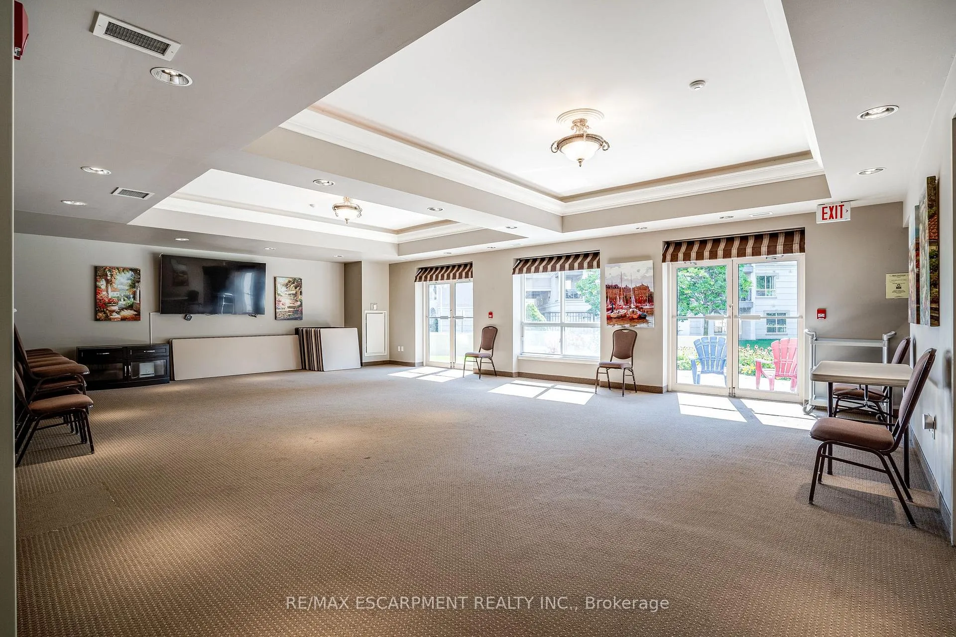 Photo 39 of Unit 801, 3000 Creekside Drive, Hamilton, Dundas — HOMEH