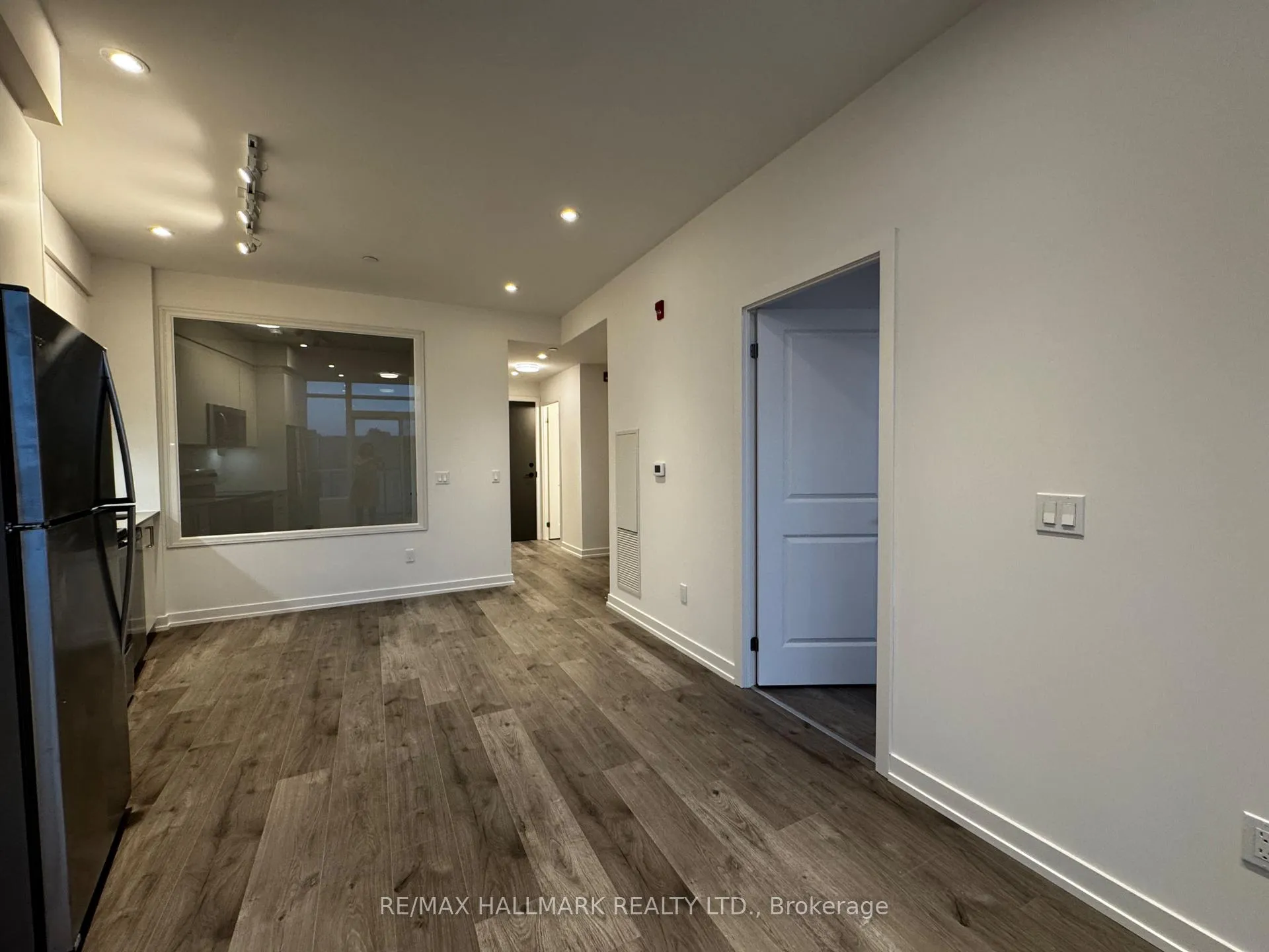 Photo 16 of Unit 323, 1010 Dundas Street E, Whitby, Blue Grass Meadows — HOMEH