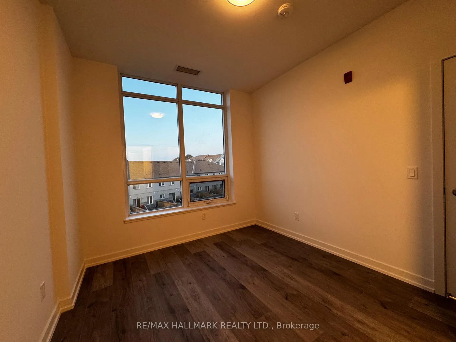 Photo 23 of Unit 323, 1010 Dundas Street E, Whitby, Blue Grass Meadows — HOMEH