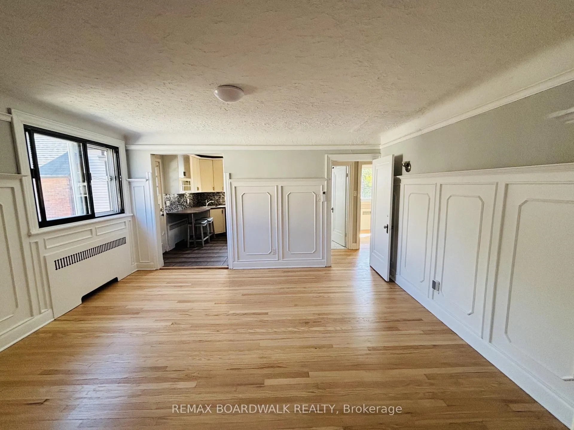 Photo 22 of 320 Laurier Avenue E, Ottawa, Sandy Hill — HOMEH