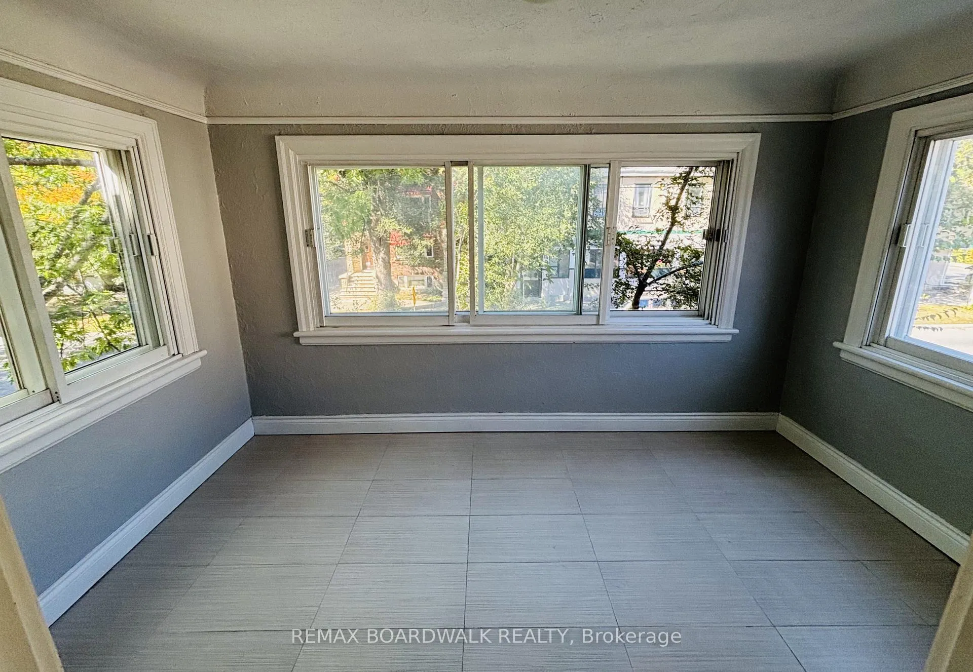 Photo 31 of 320 Laurier Avenue E, Ottawa, Sandy Hill — HOMEH