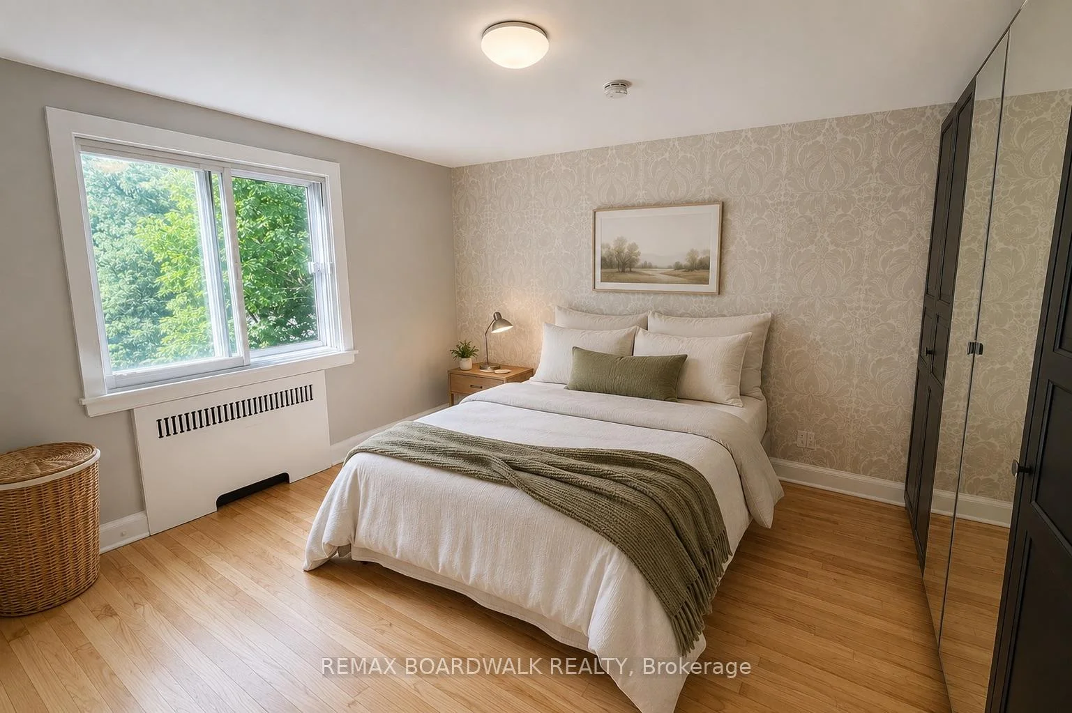 Photo 17 of 320 Laurier Avenue E, Ottawa, Sandy Hill — HOMEH