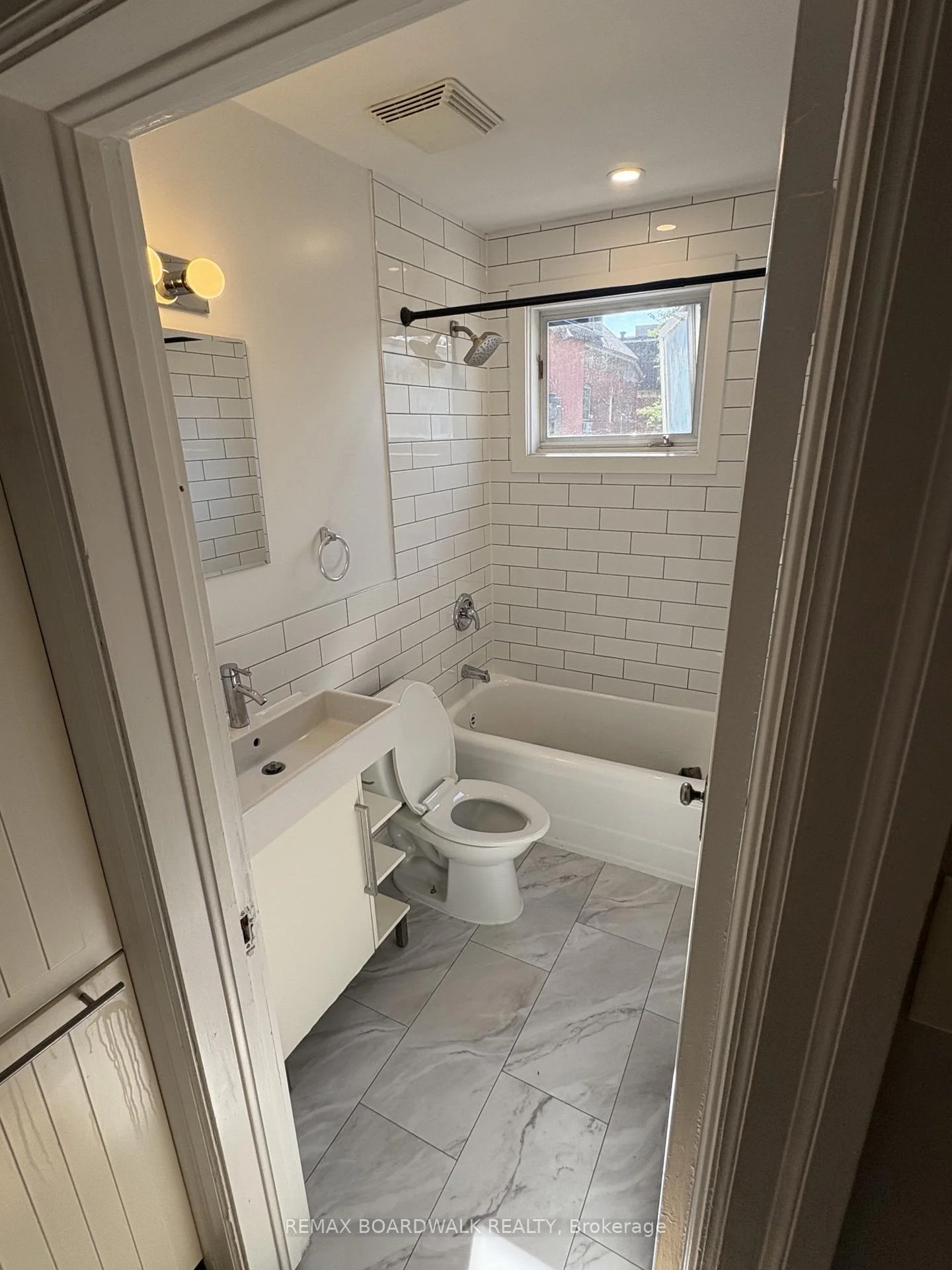 Photo 45 of 320 Laurier Avenue E, Ottawa, Sandy Hill — HOMEH