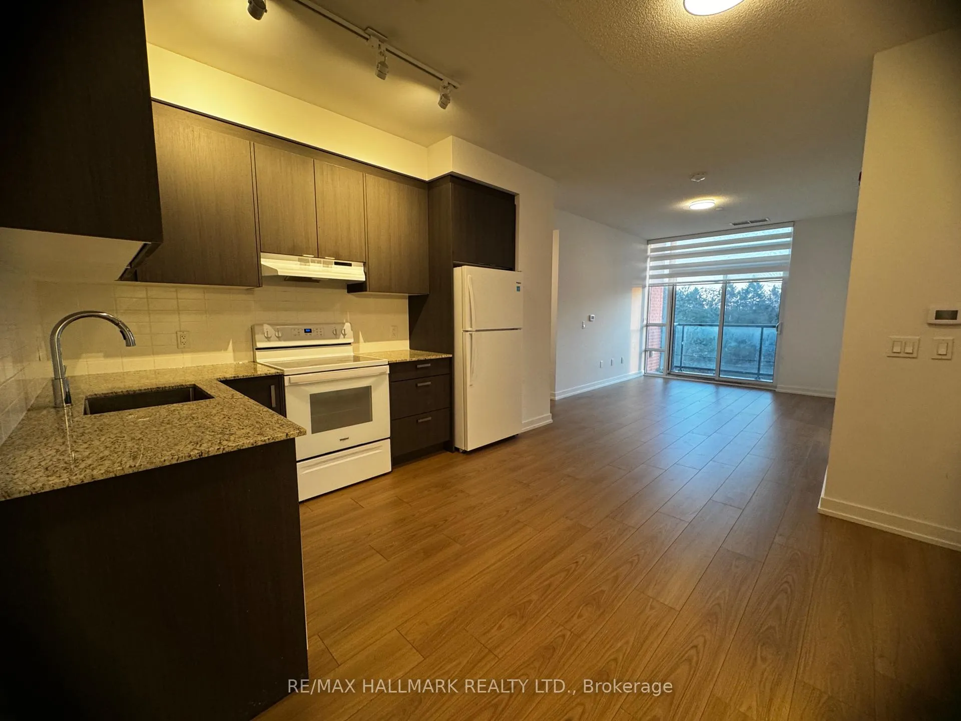 Photo 3 of Unit 214, 1010 Dundas Street E, Whitby, Pringle Creek — HOMEH