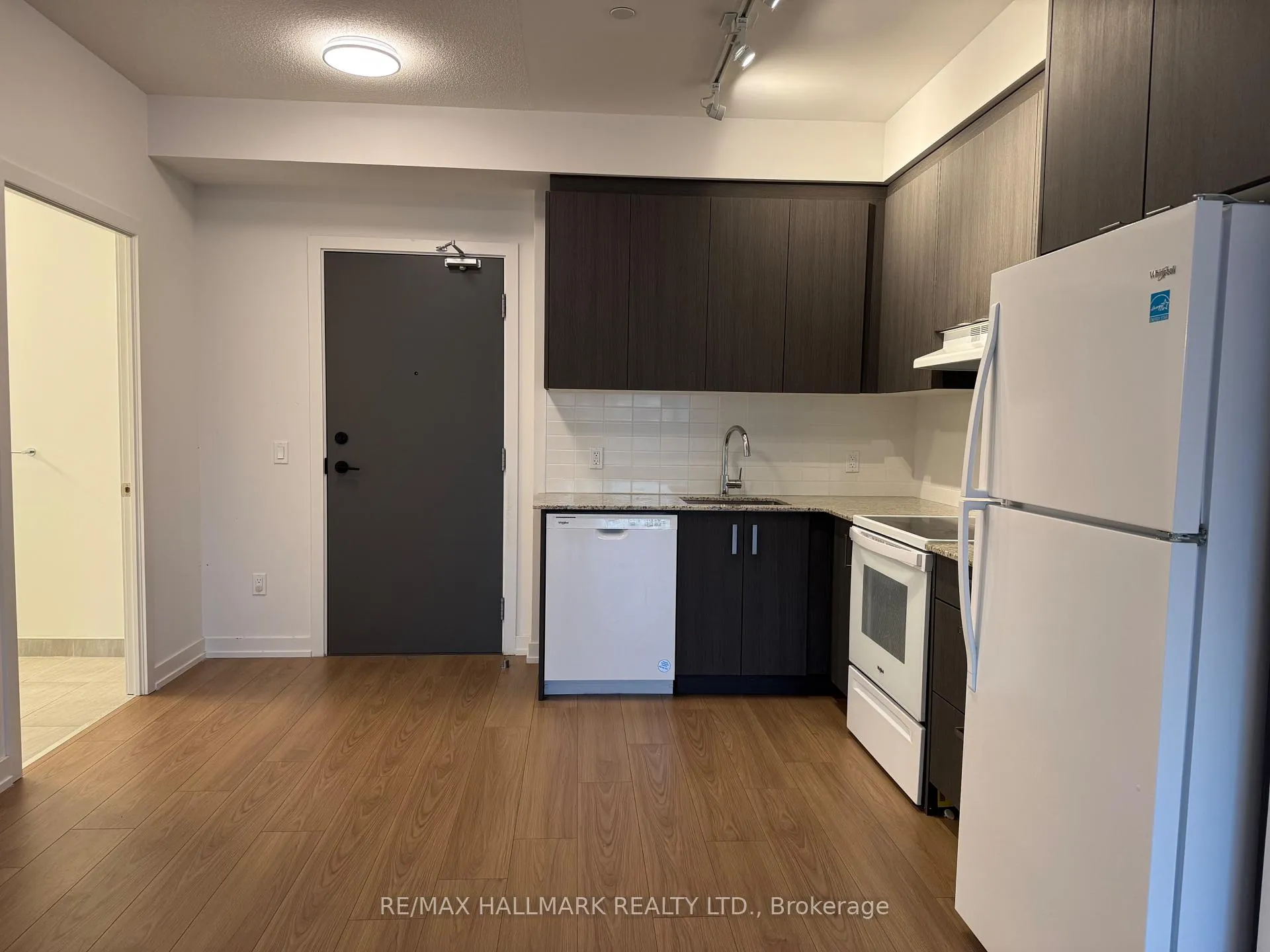 Photo 12 of Unit 214, 1010 Dundas Street E, Whitby, Pringle Creek — HOMEH