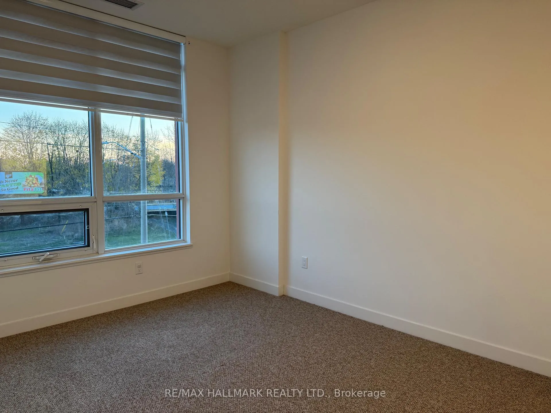 Photo 15 of Unit 214, 1010 Dundas Street E, Whitby, Pringle Creek — HOMEH